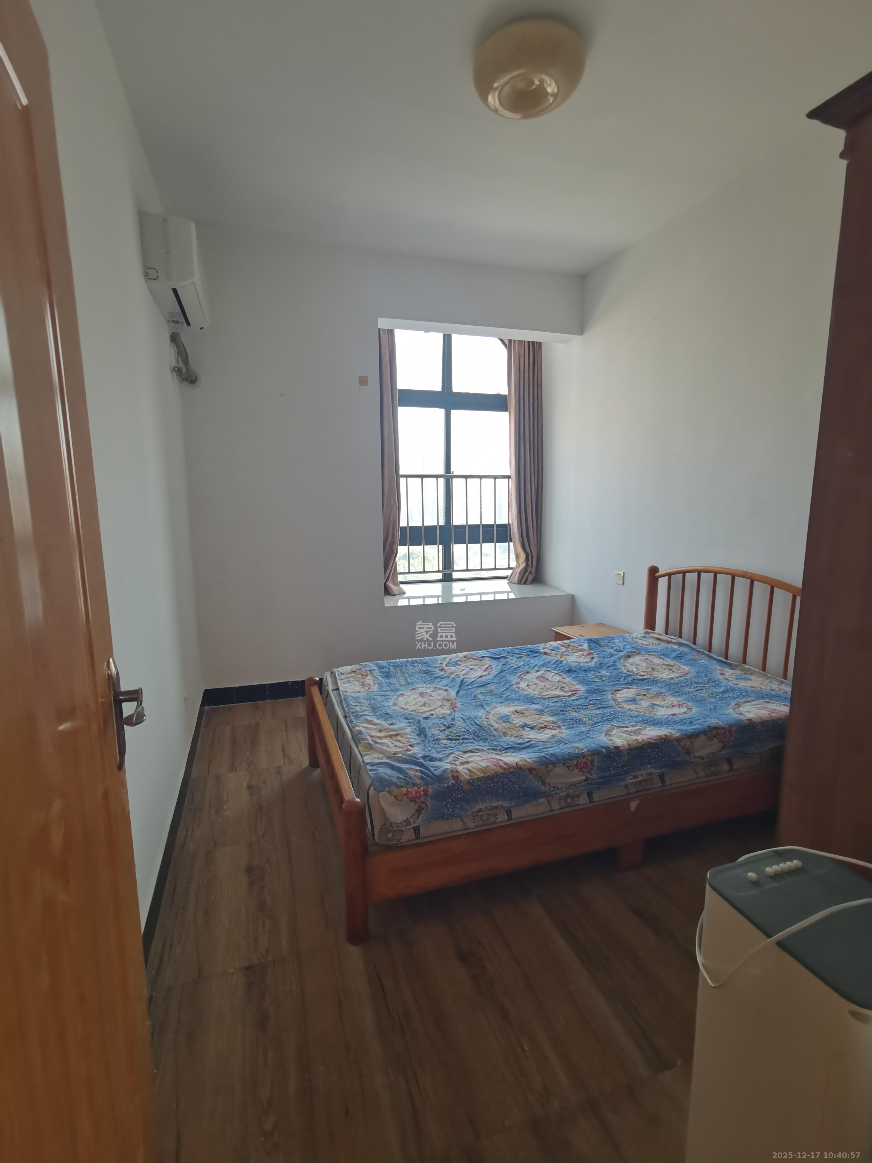 香芙嘉园（广铁湘府嘉园）  2室2厅1卫    1800.0元/月