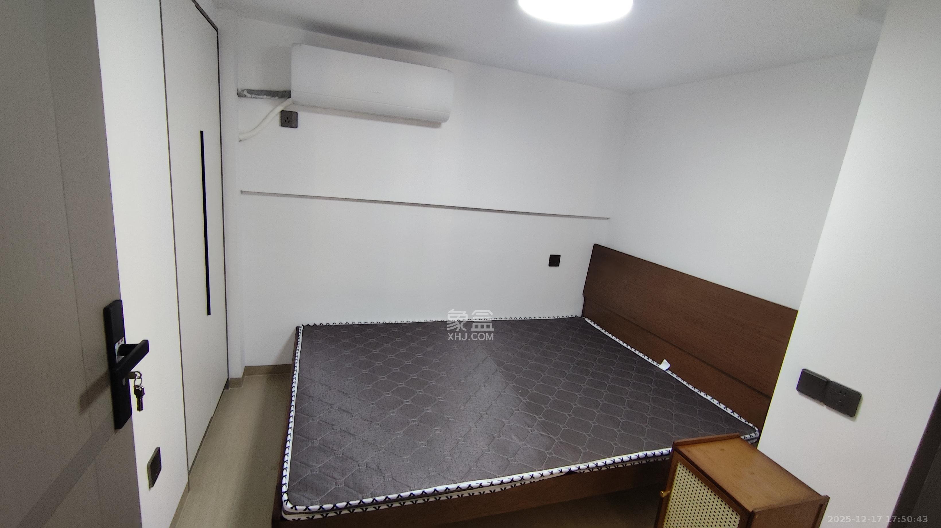 新城悦隽公园  2室2厅1卫    1800.0元/月