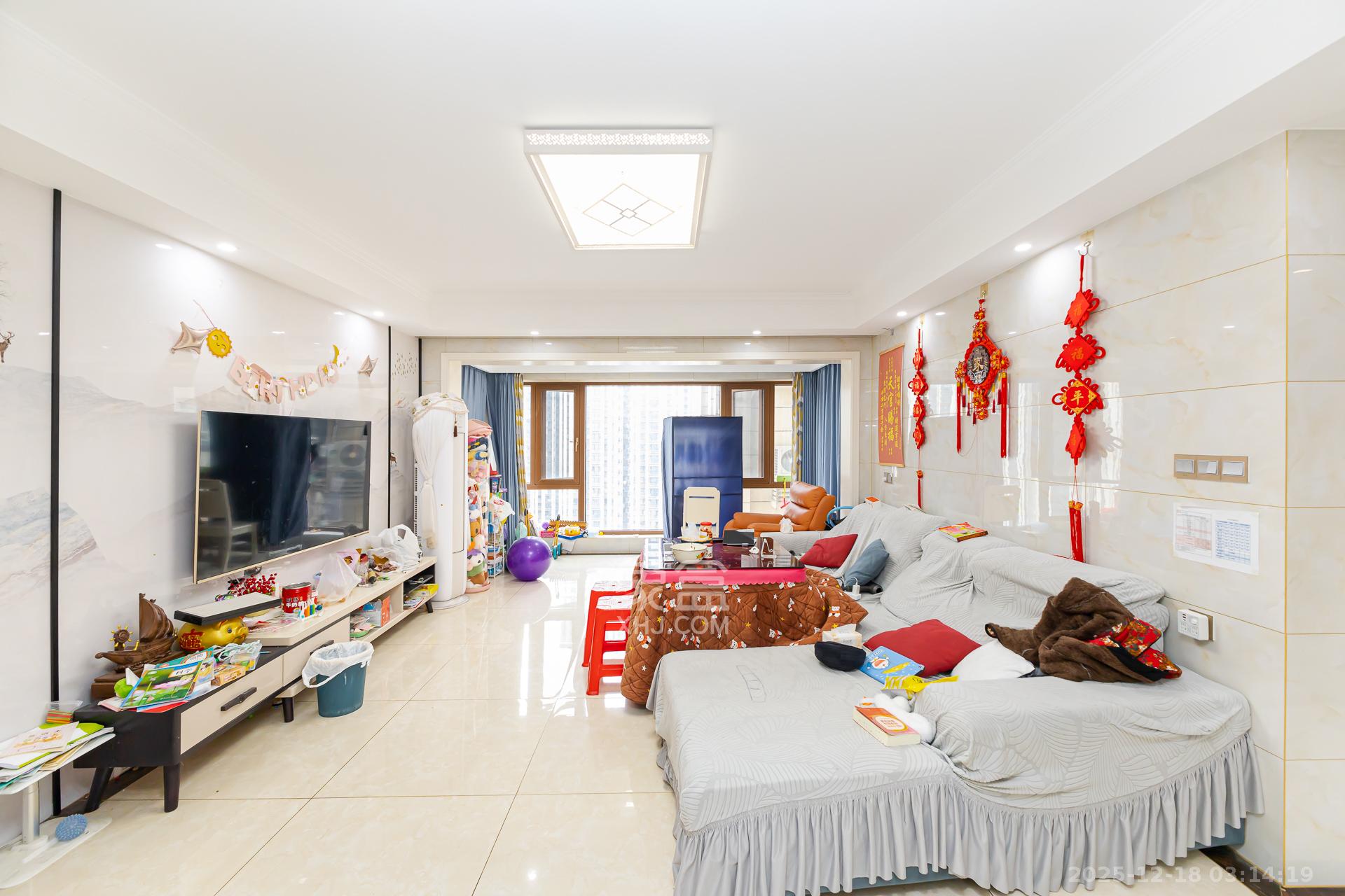 润和滨江府  4室2厅2卫    119.9万