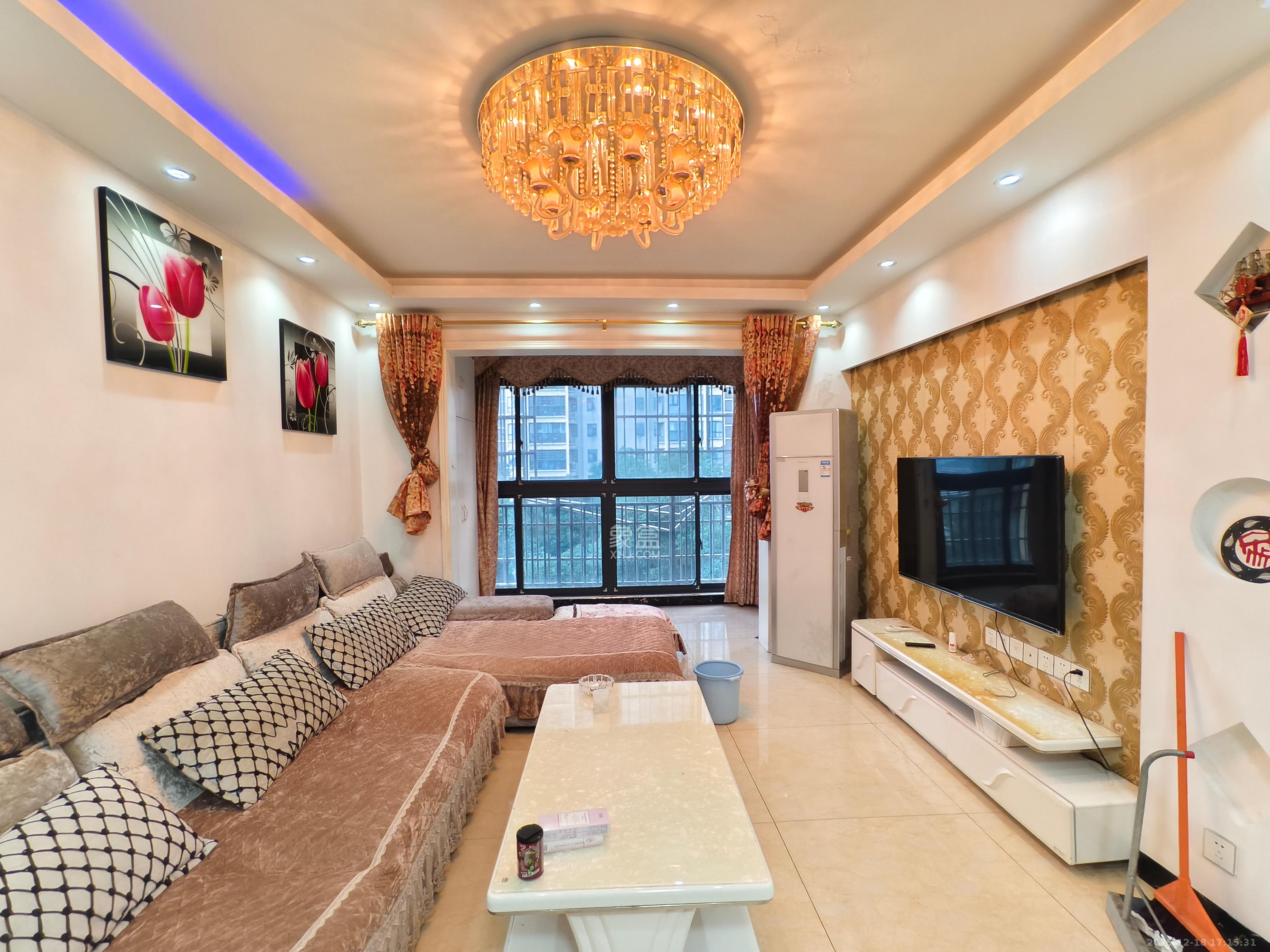 天元涉外桃园  3室2厅2卫    2300.0元/月