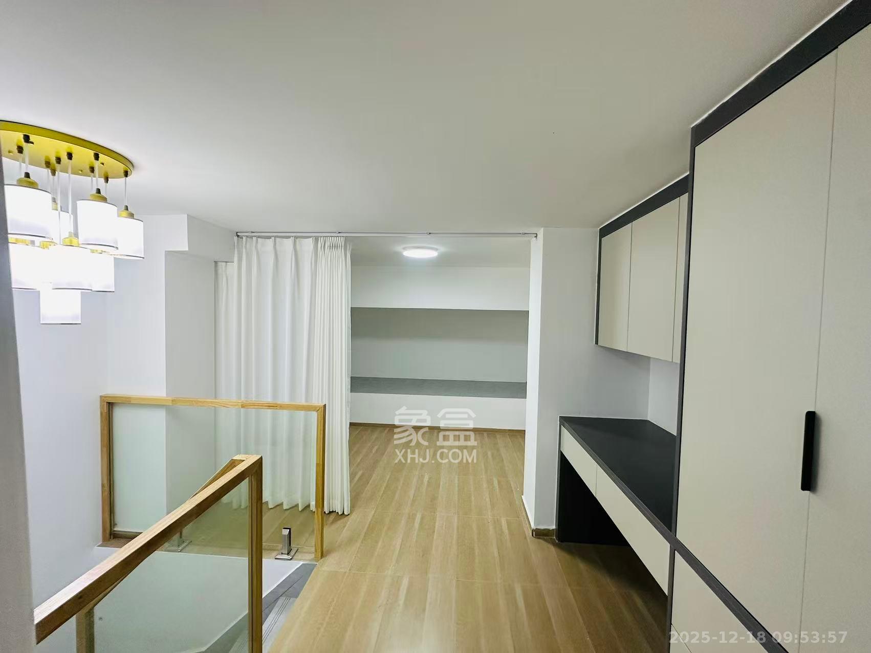 龙湖铂金岛 2室2厅1卫 2100.0元/月 龙湖铂金岛 2室2厅1卫 2100.0元/月室内图