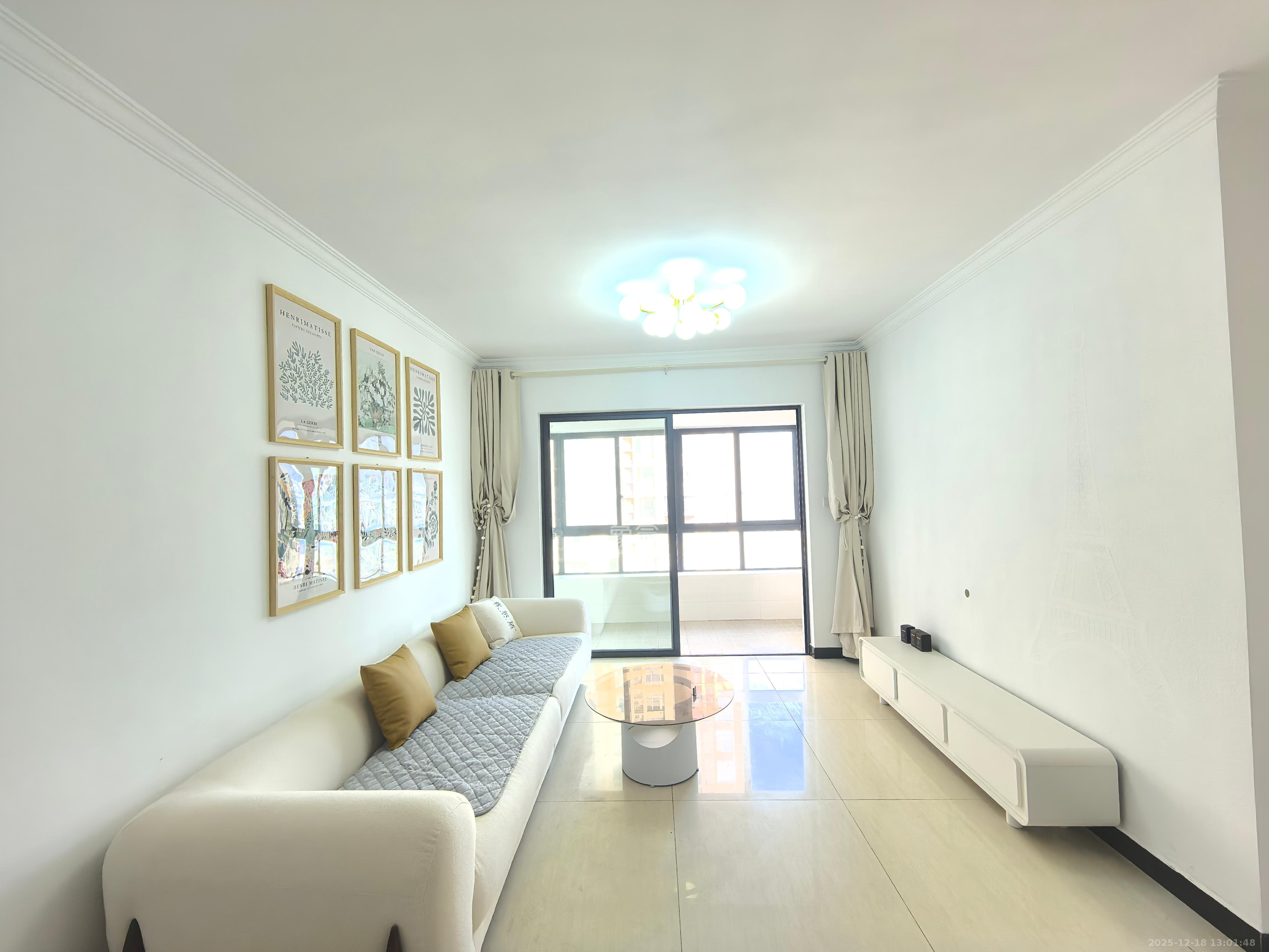 兰亭都荟（璟峰苑）  4室2厅1卫    3000.0元/月