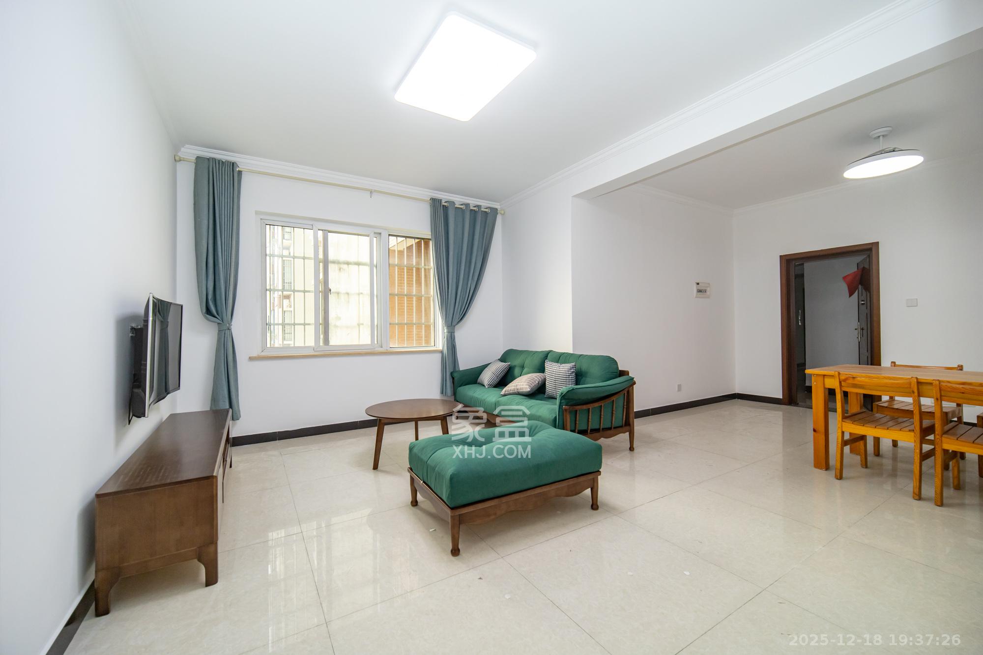 楚天世纪城东苑  2室2厅1卫    45.0万