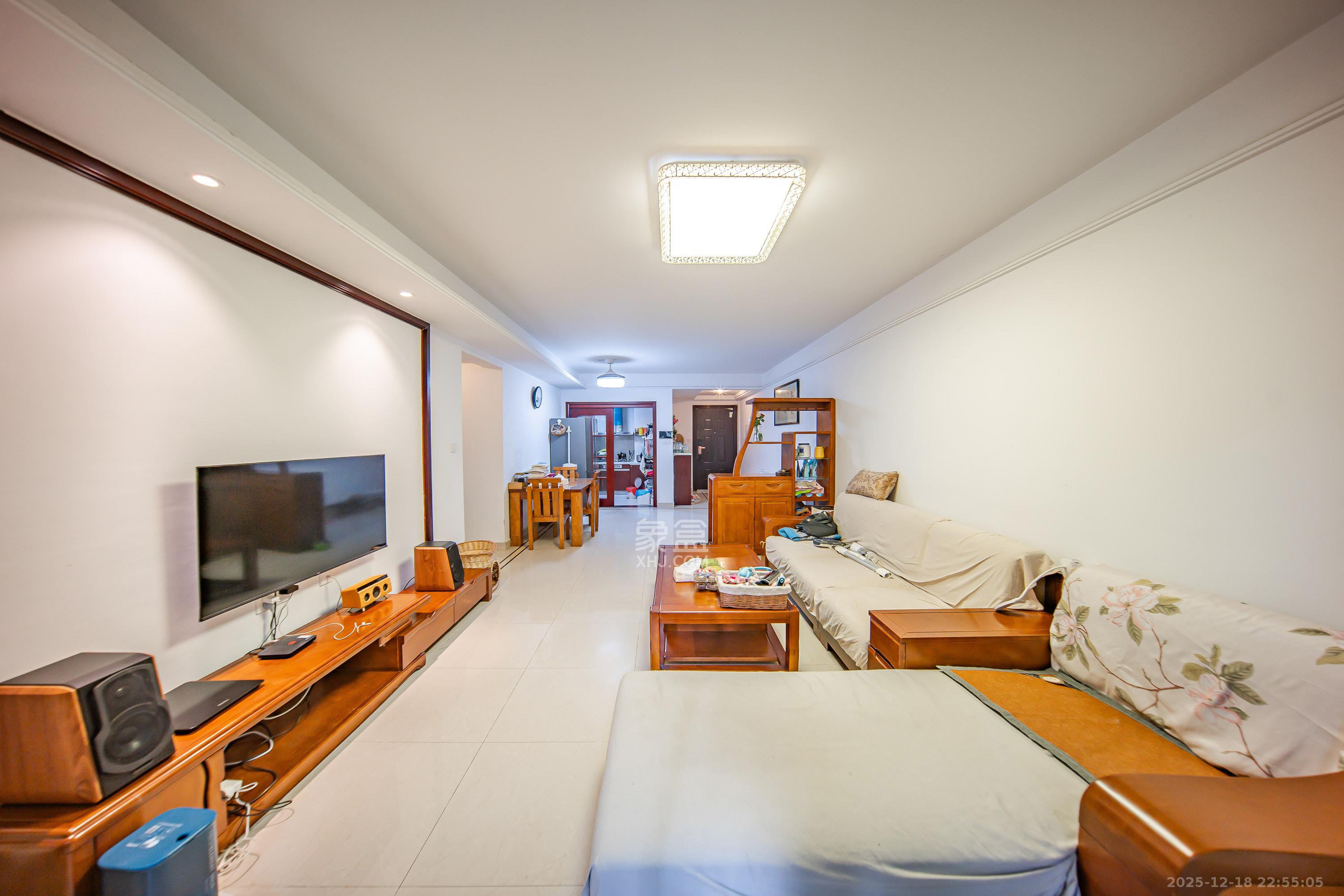 中海国际三期  3室2厅1卫    75.0万