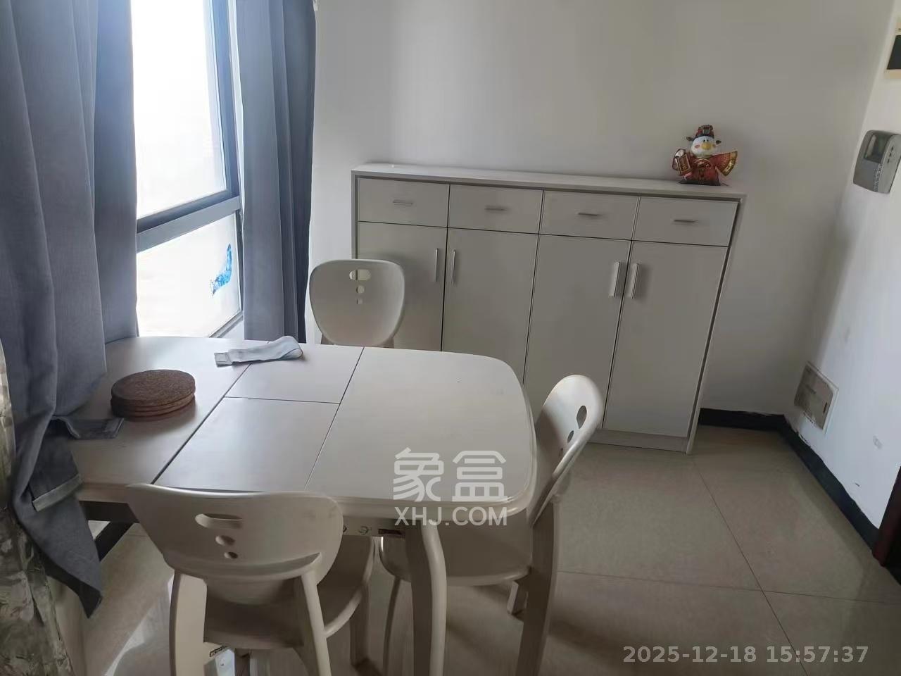 融科檀香山（融科紫檀、香山国际）  1室1厅2卫    2800.0元/月