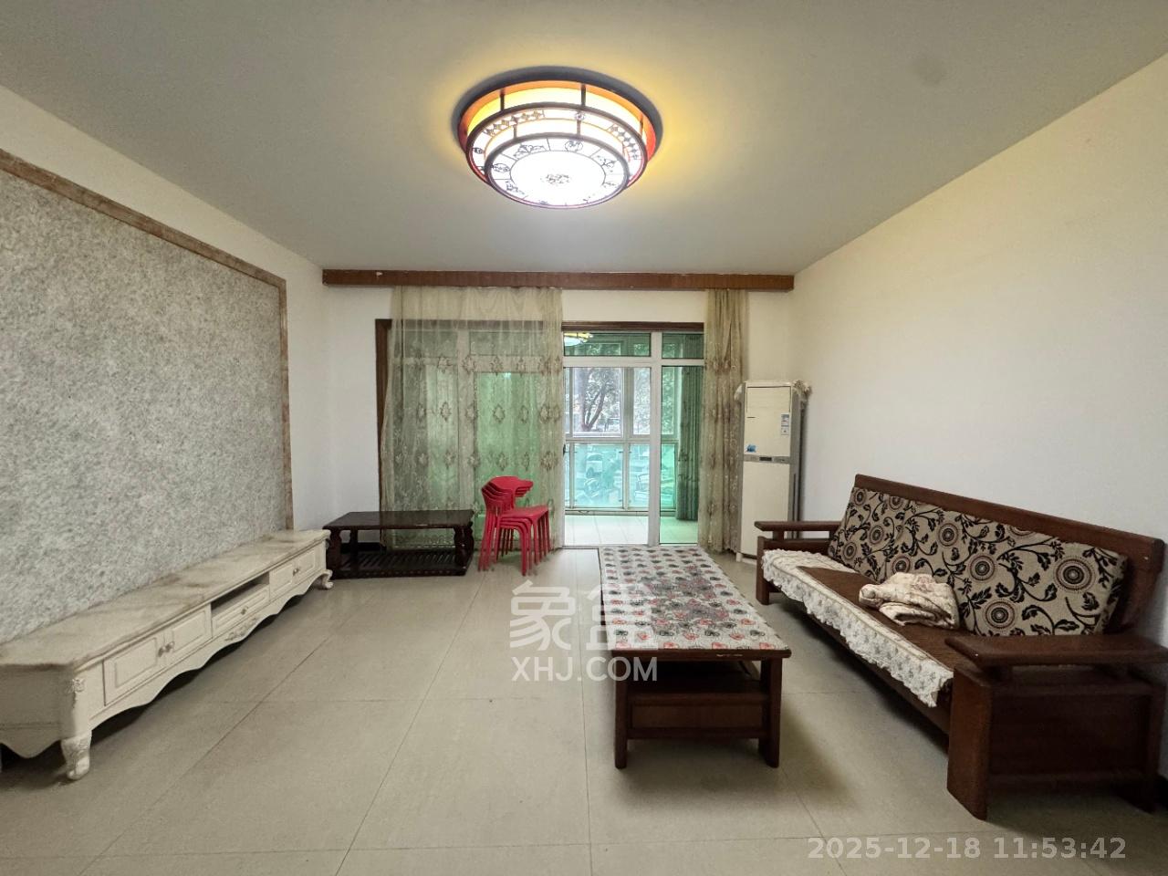 万事佳景园  4室2厅2卫    2100.0元/月