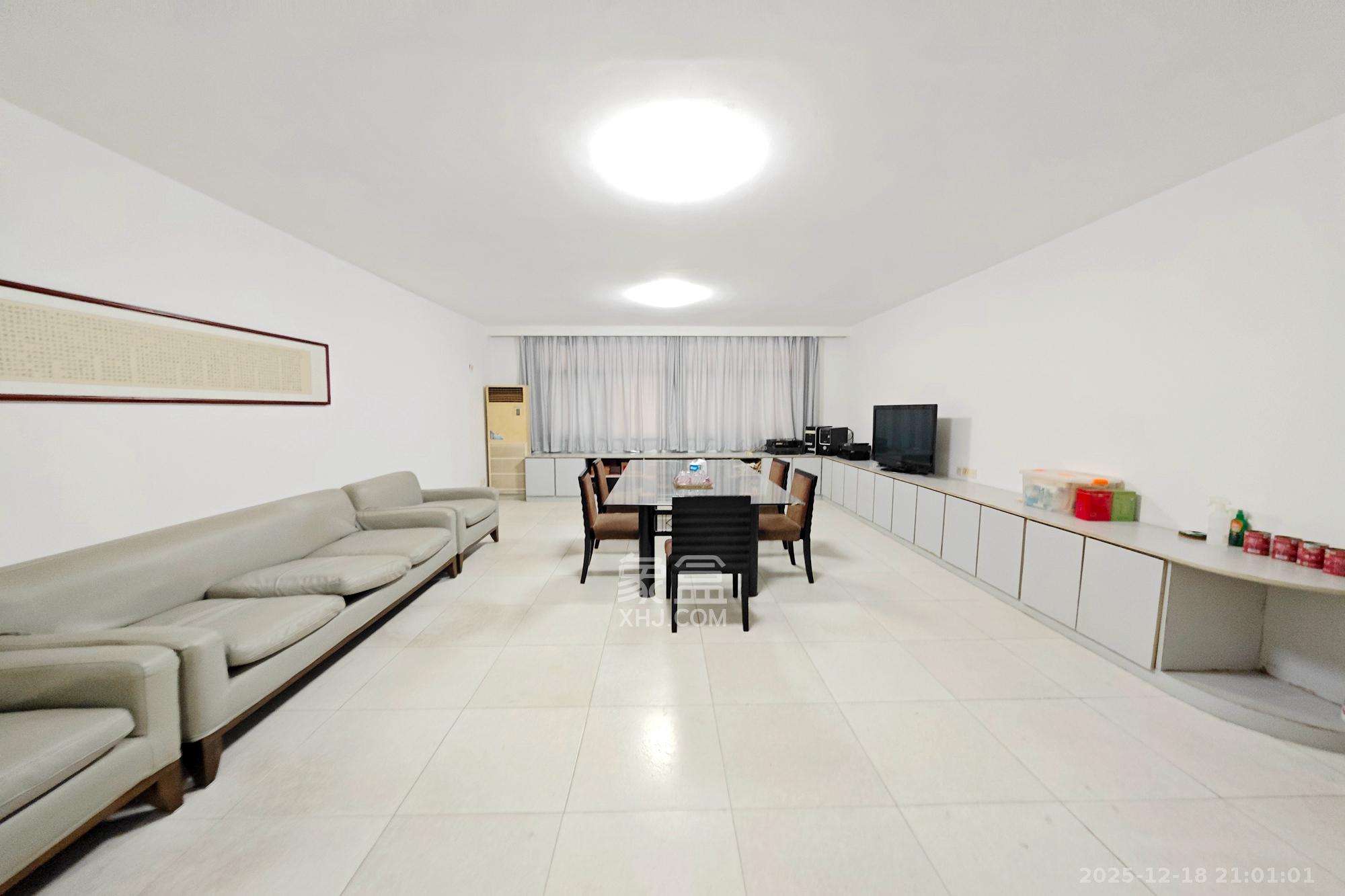 恒达时代花园  5室2厅1卫    90.0万