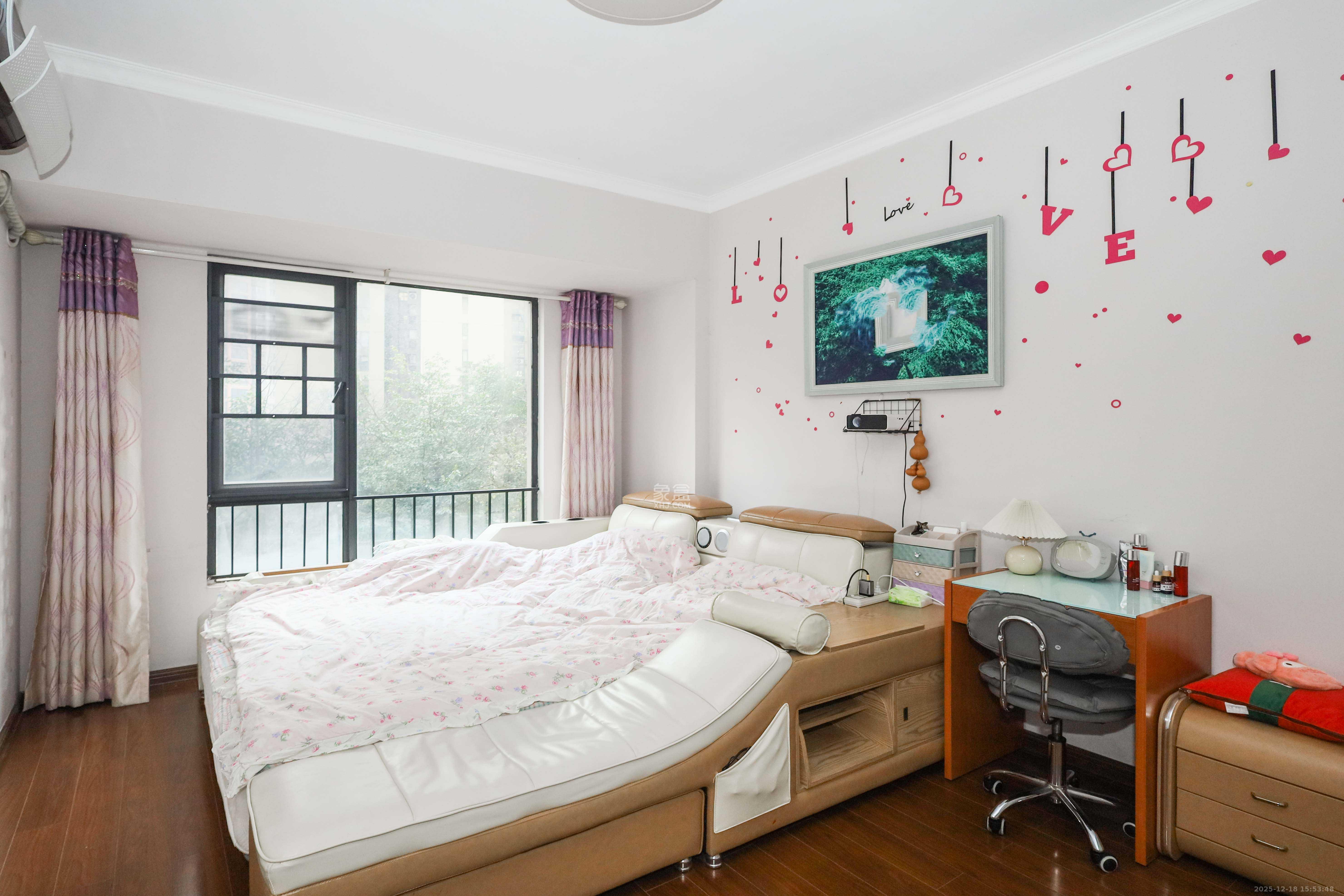 万科城市花园  3室2厅1卫    80.0万卧室