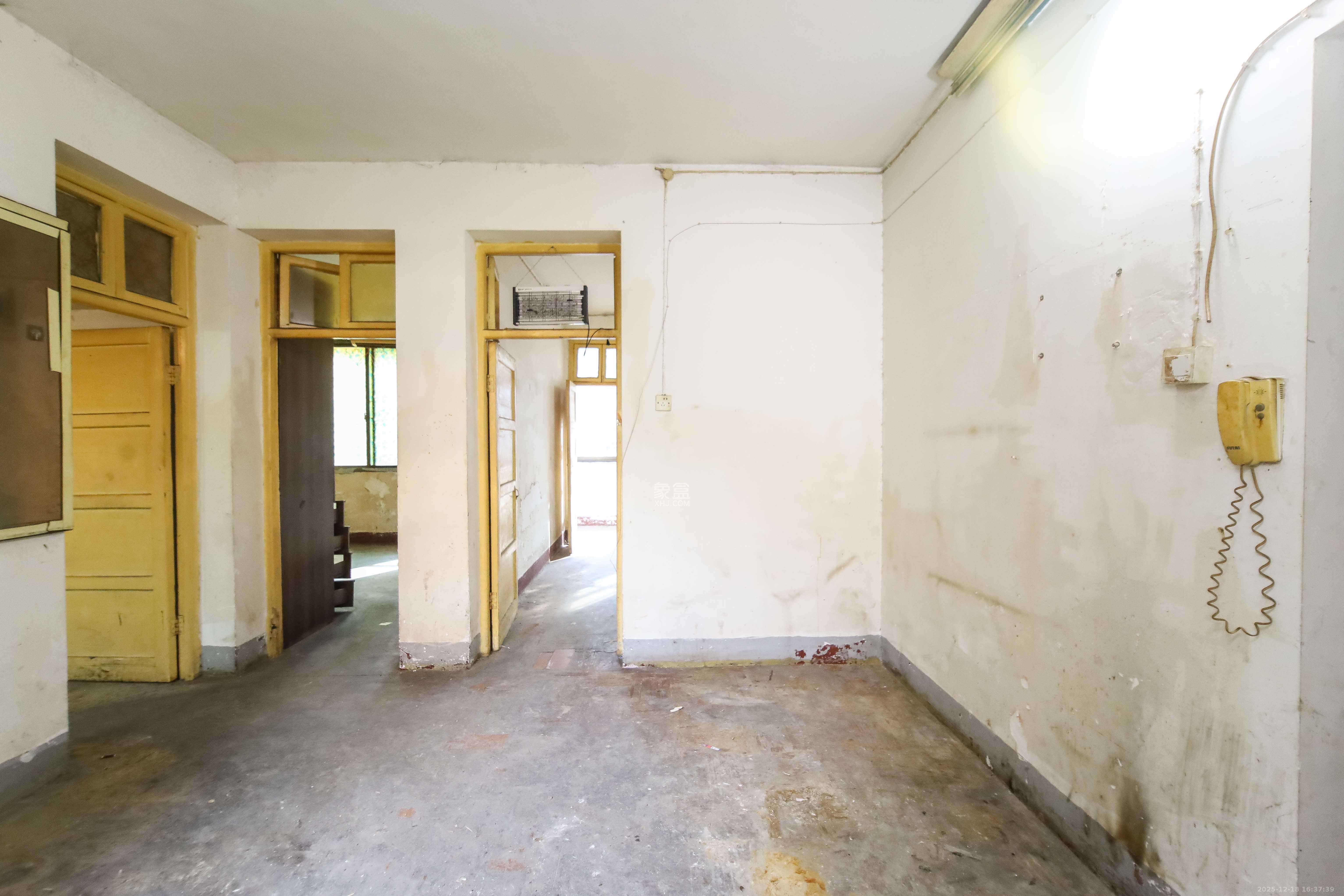 火星五片  3室1厅1卫    35.0万