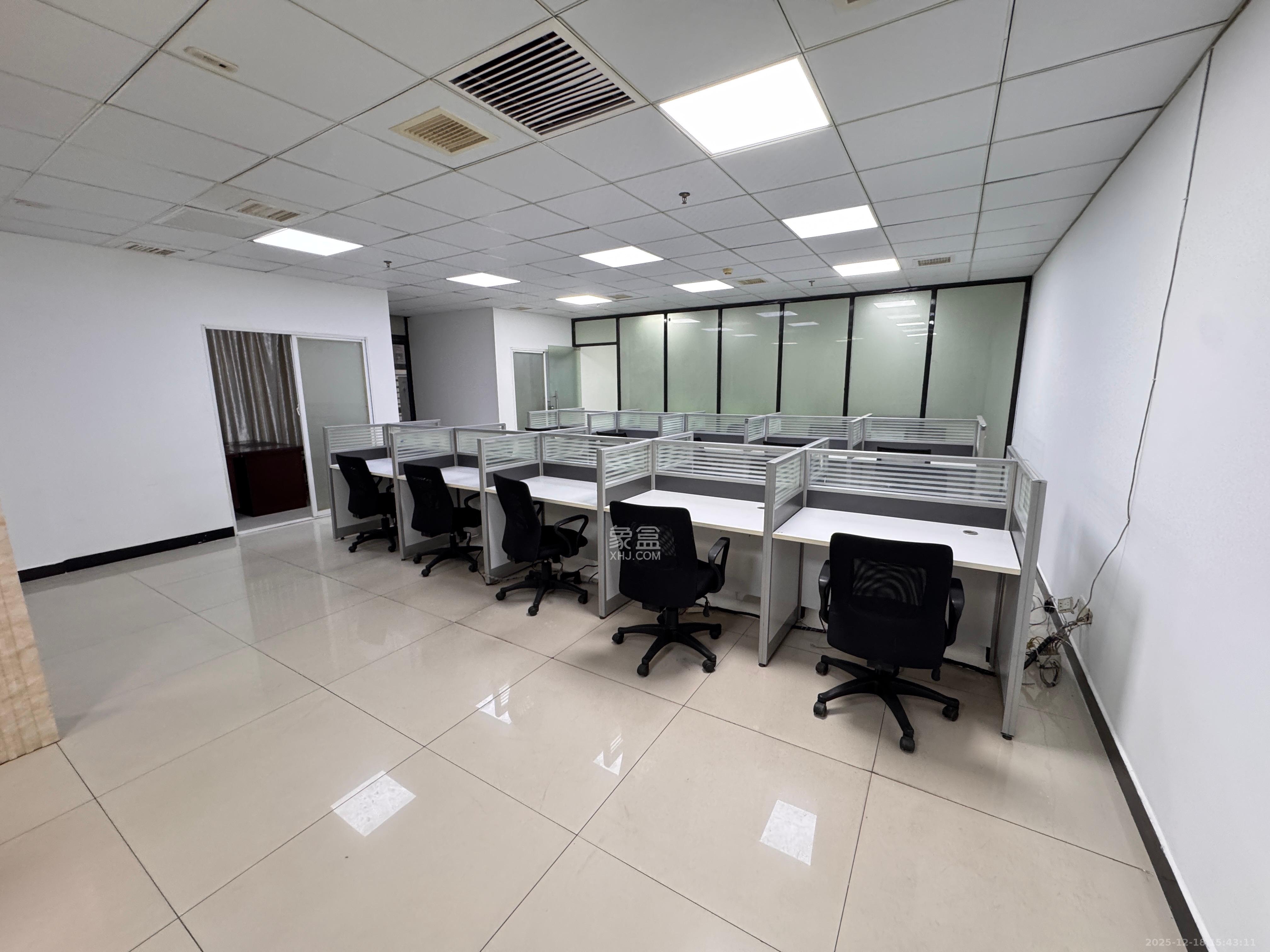 新长海广场   332.0㎡      11000.0元/月室内图