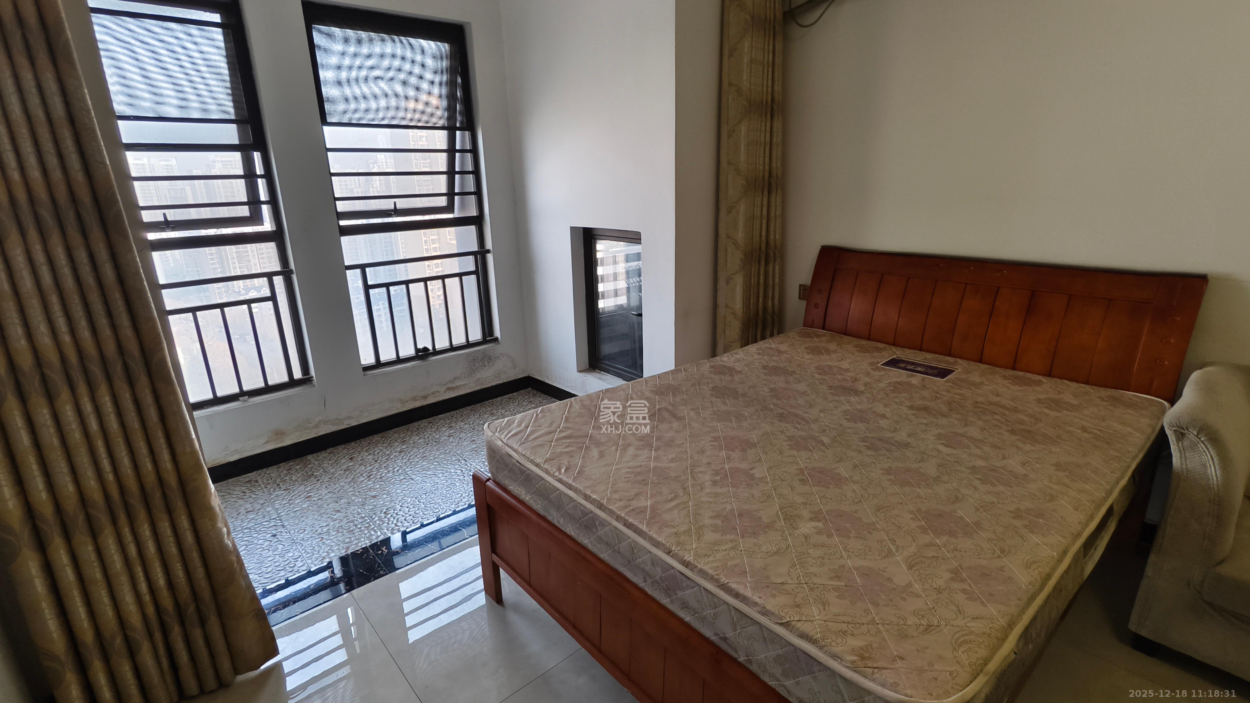 旭辉御府   42.0㎡      1200.0元/月室内图