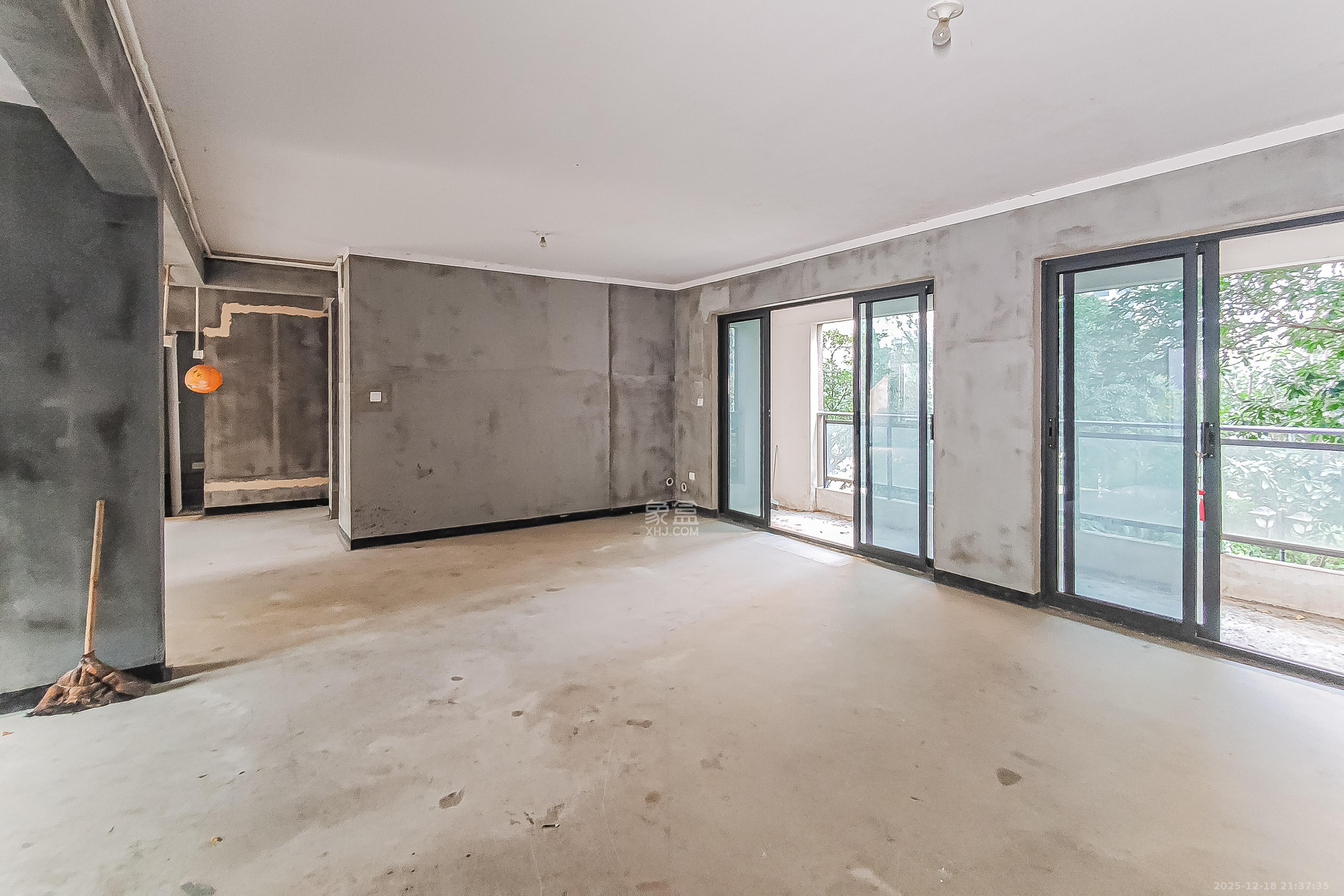 建发中央公园（建发美地）  4室2厅2卫    208.0万