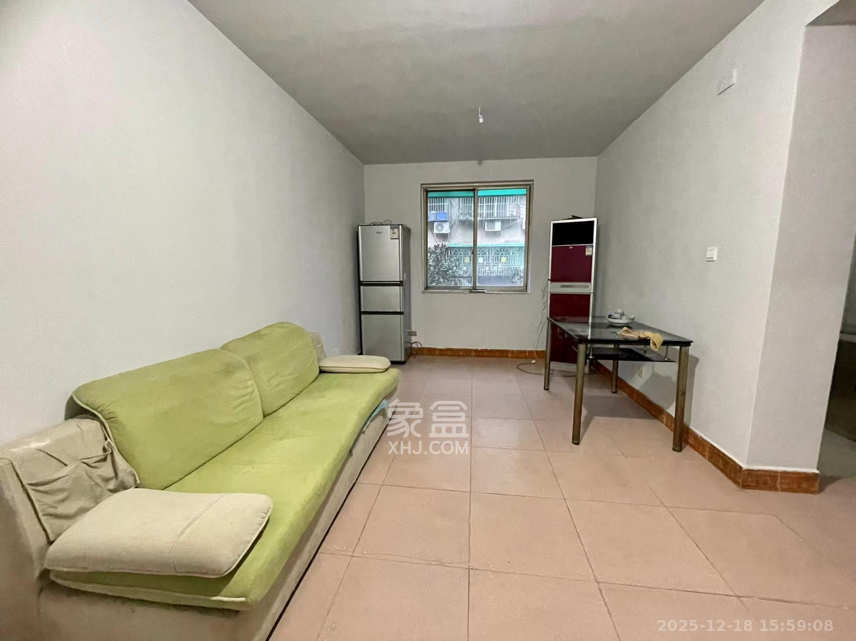 荷花园小区（安置房小区）  2室1厅1卫    1700.0元/月