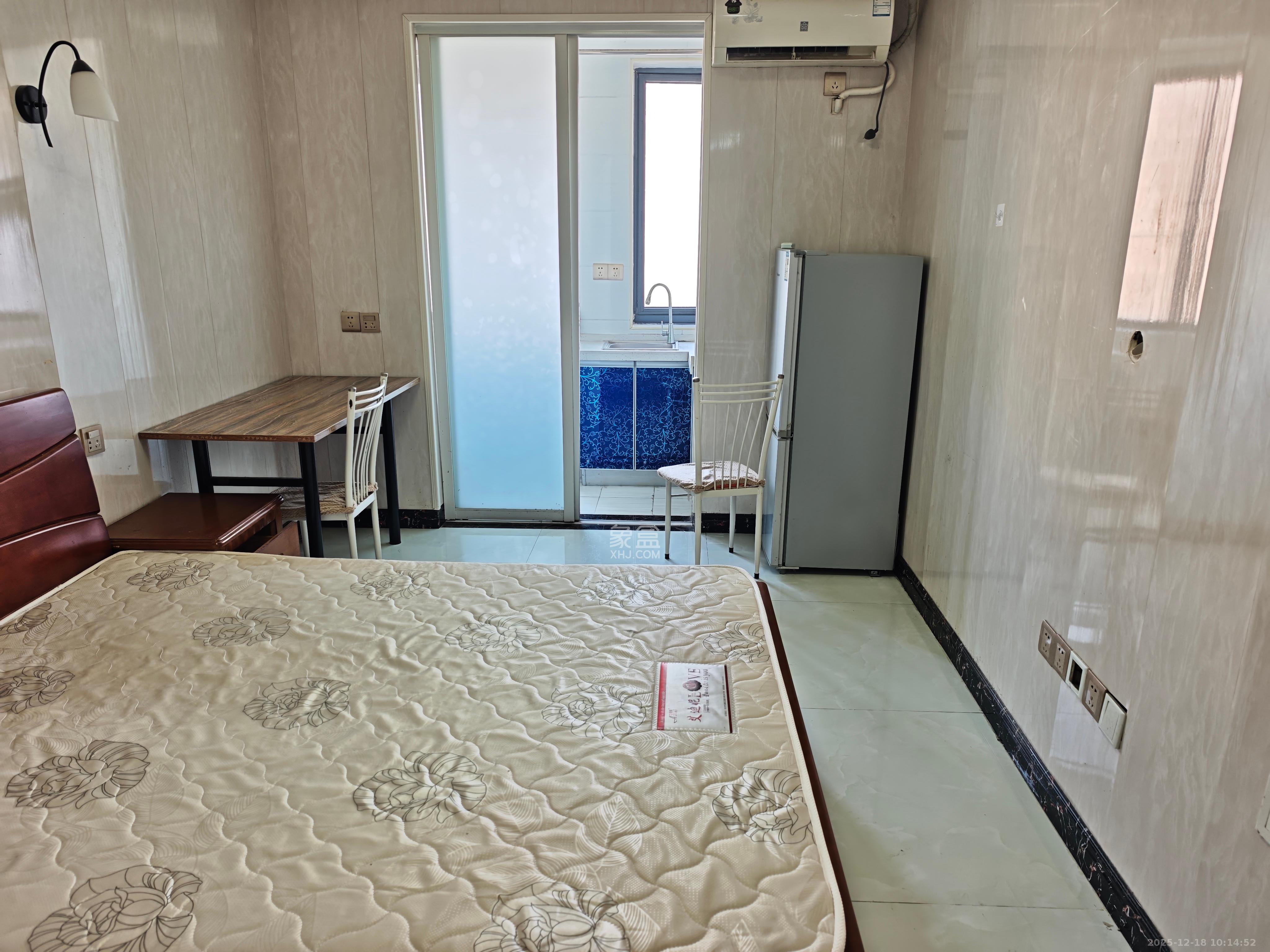 欧亚达国际广场  1室1厅1卫    1000.0元/月