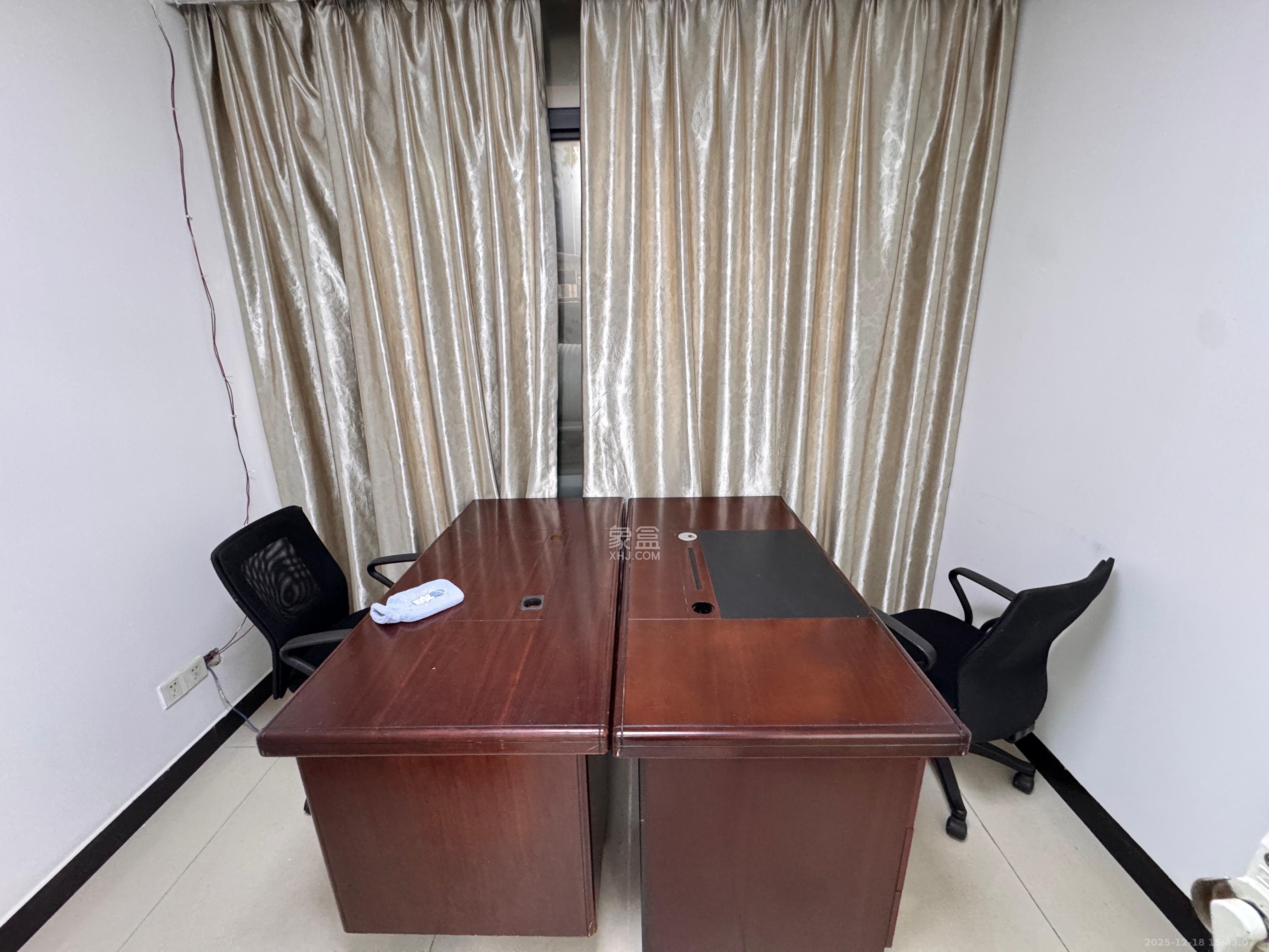 新长海广场   332.0㎡      11000.0元/月室内图