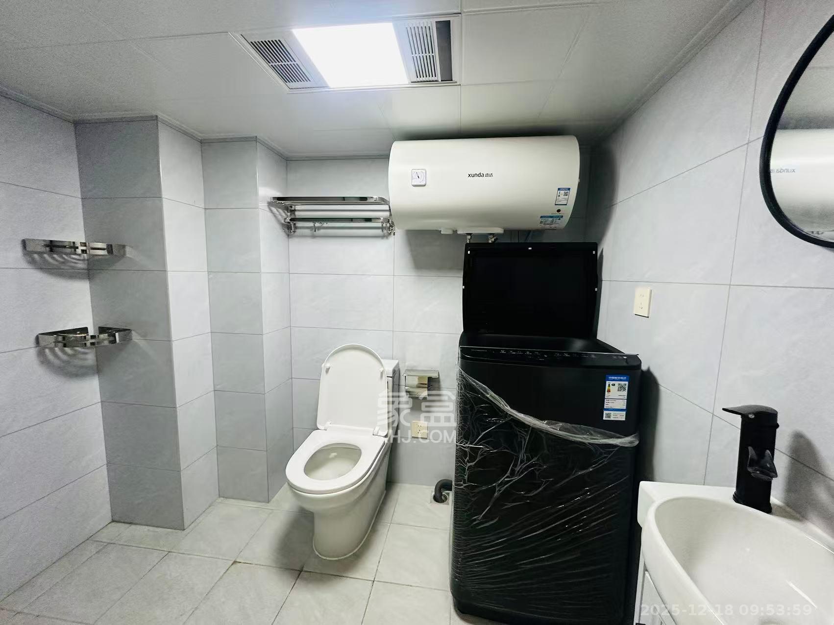 龙湖铂金岛 2室2厅1卫 2100.0元/月 龙湖铂金岛 2室2厅1卫 2100.0元/月室内图