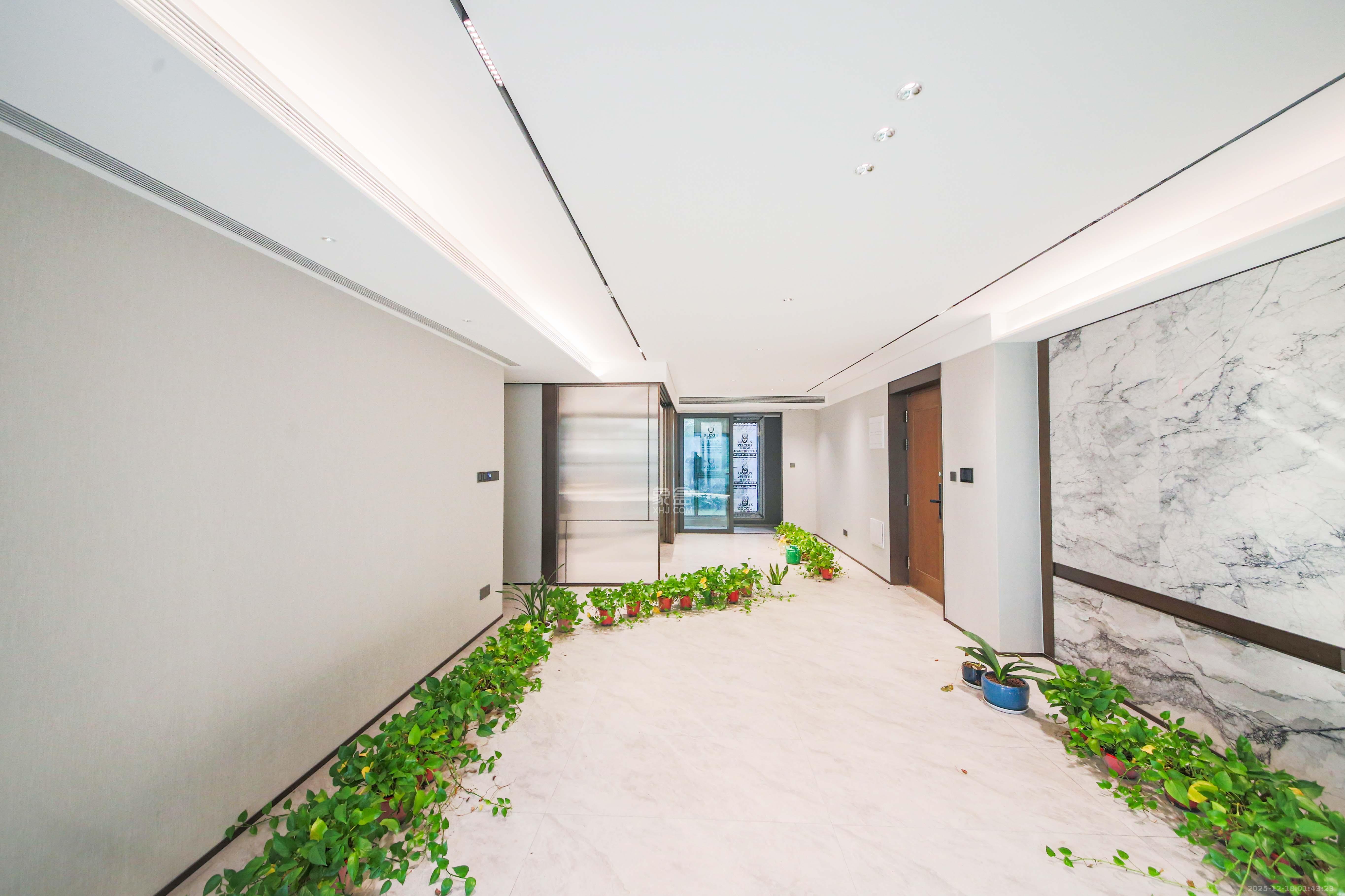 长沙润府B区  3室2厅2卫    198.0万