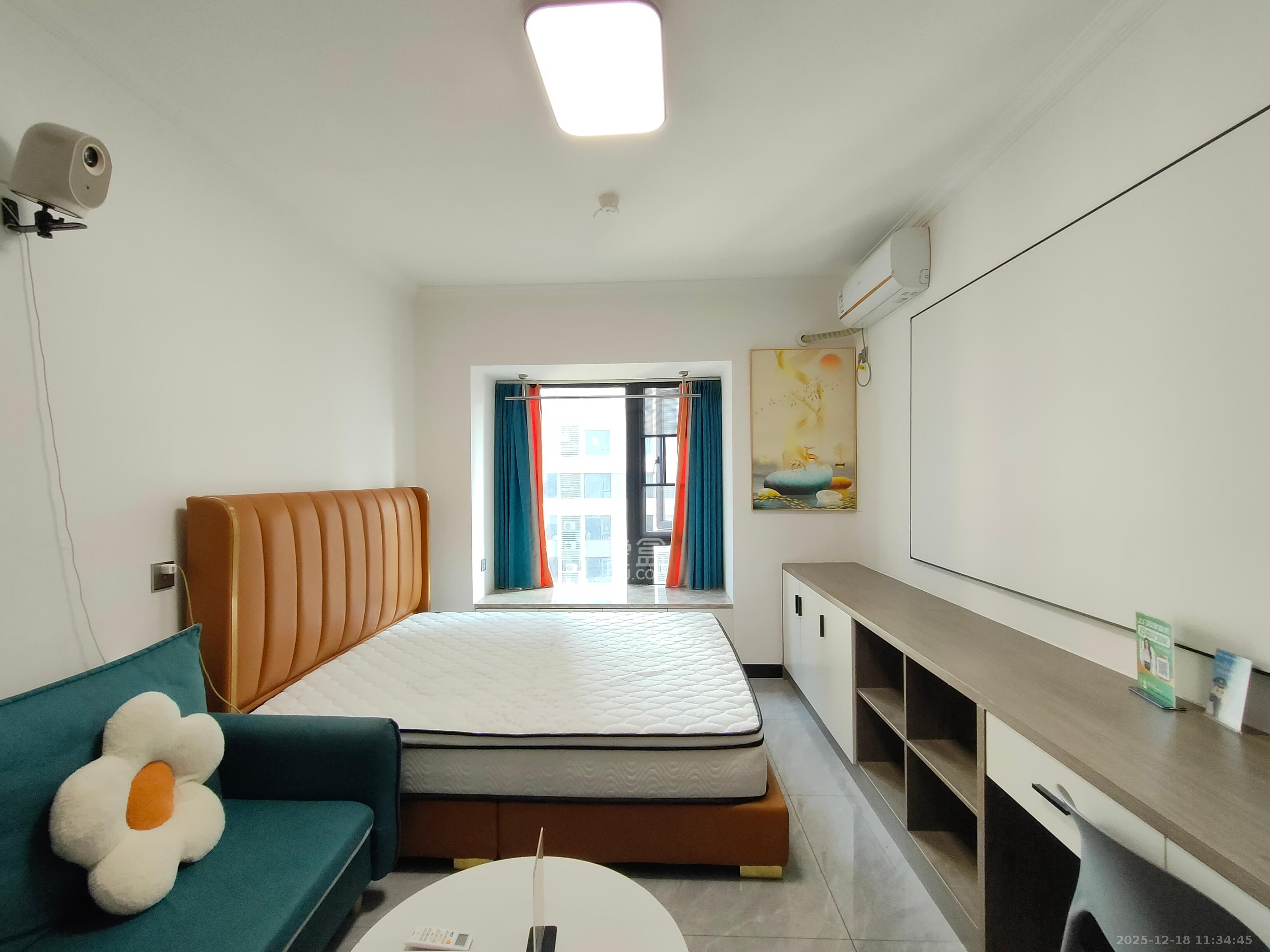 碧桂园城市之光  1室1厅1卫    1500.0元/月