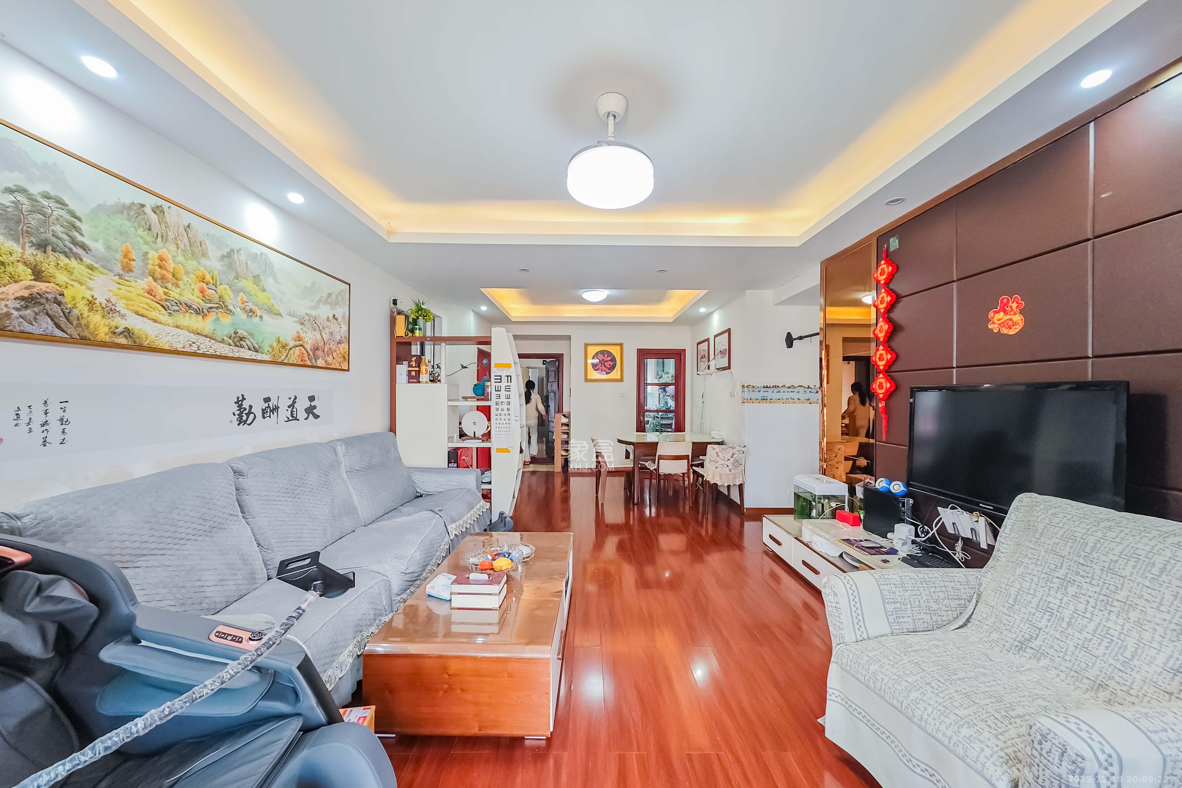 五江天街北区  4室2厅2卫    118.0万