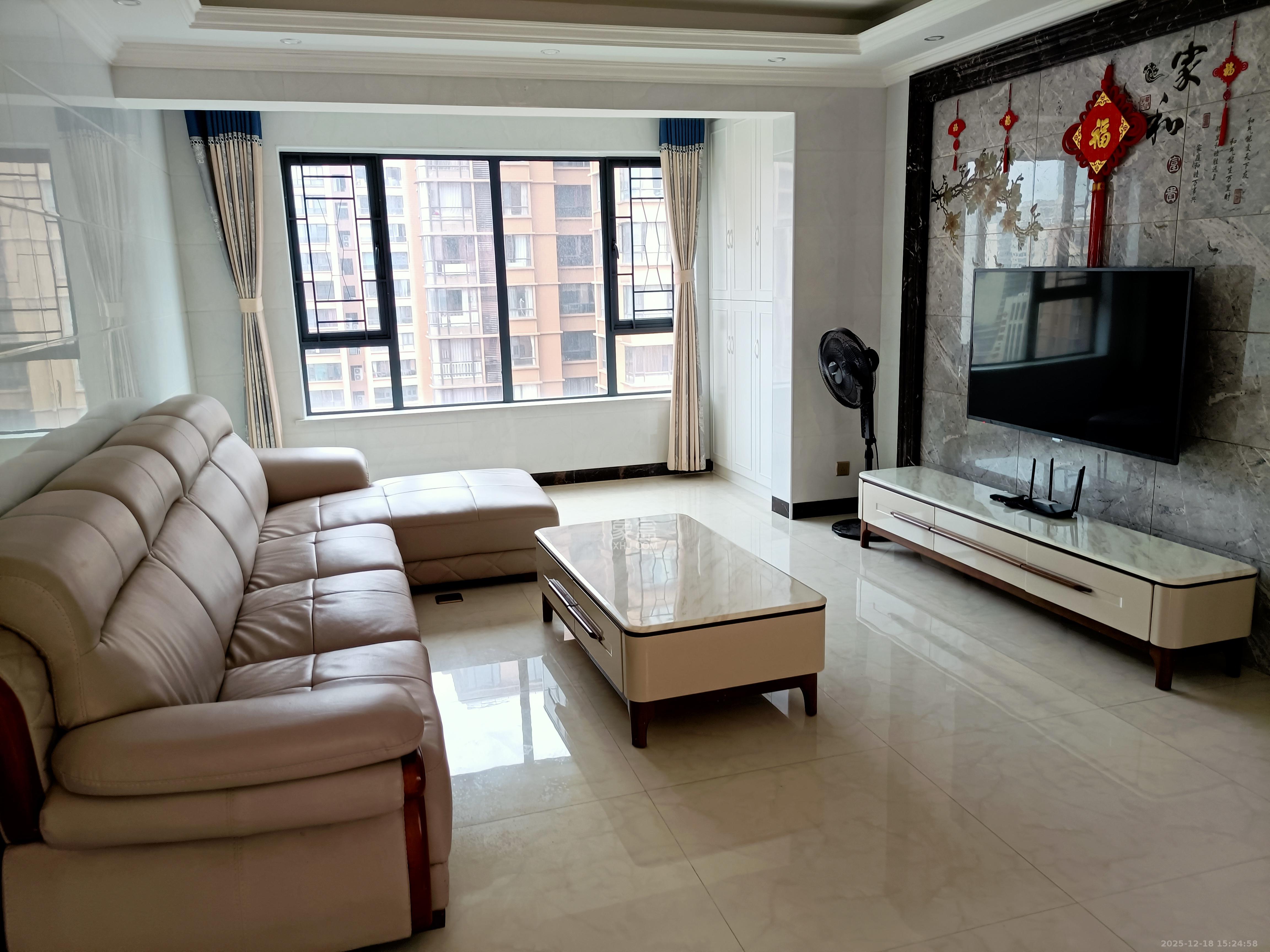 武广美誉  2室2厅1卫    2800.0元/月