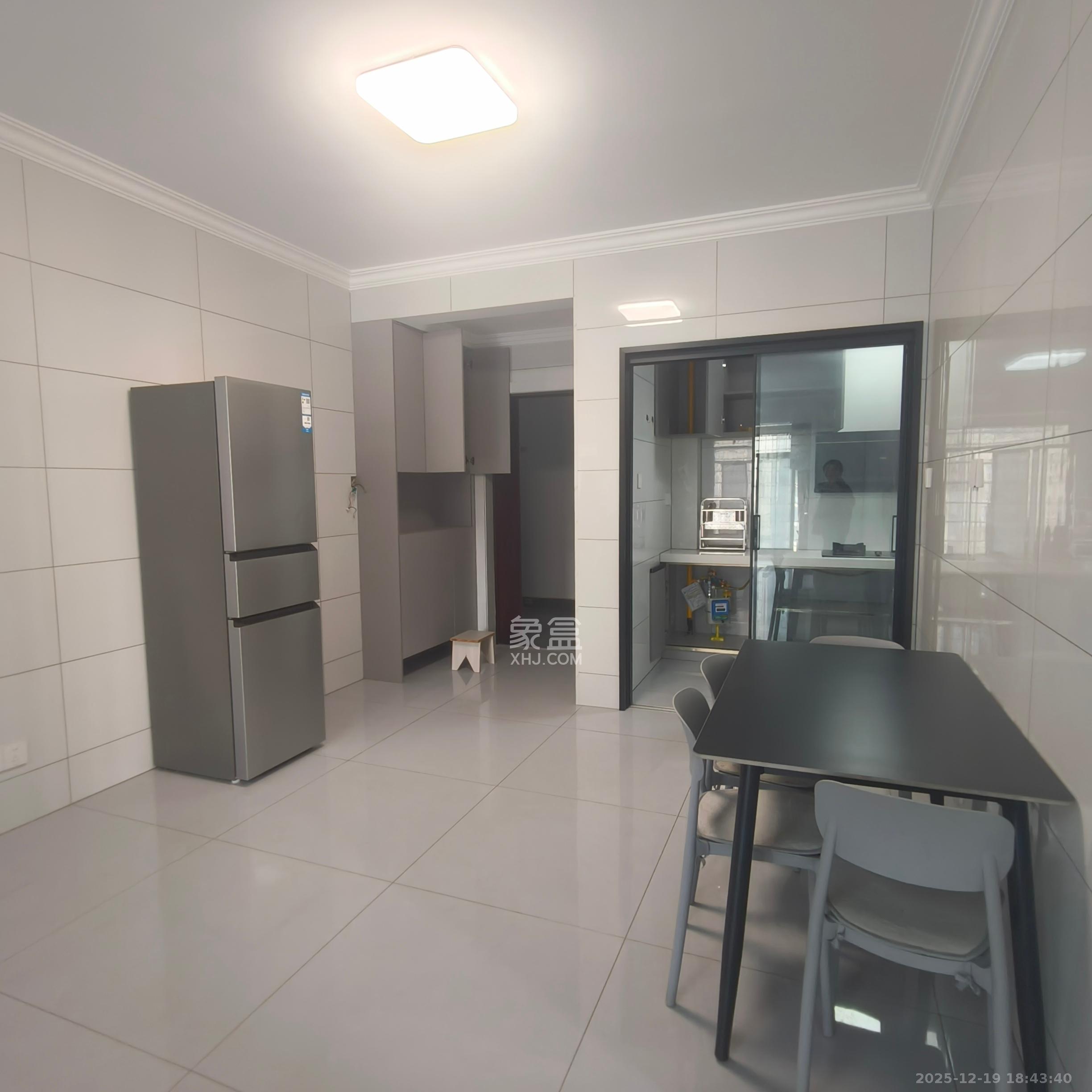 桥头家园三期  2室1厅1卫    1800.0元/月