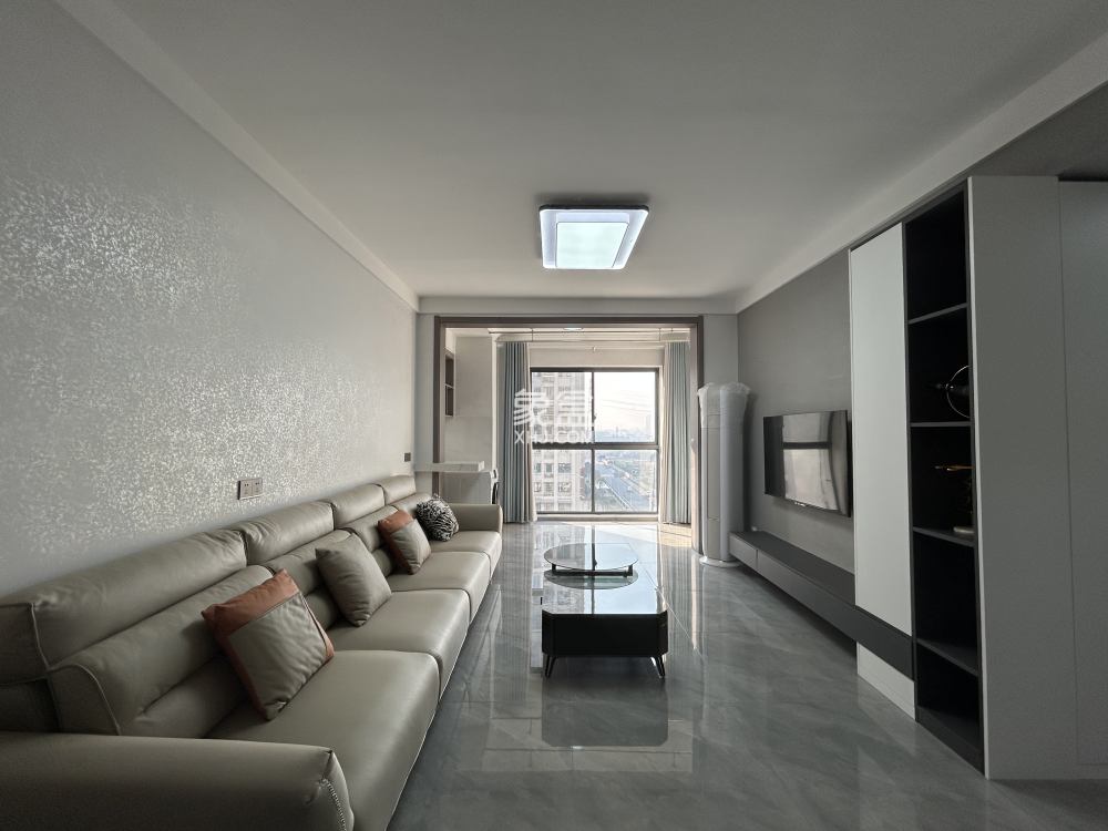 红盾雅园  2室2厅1卫    48.0万