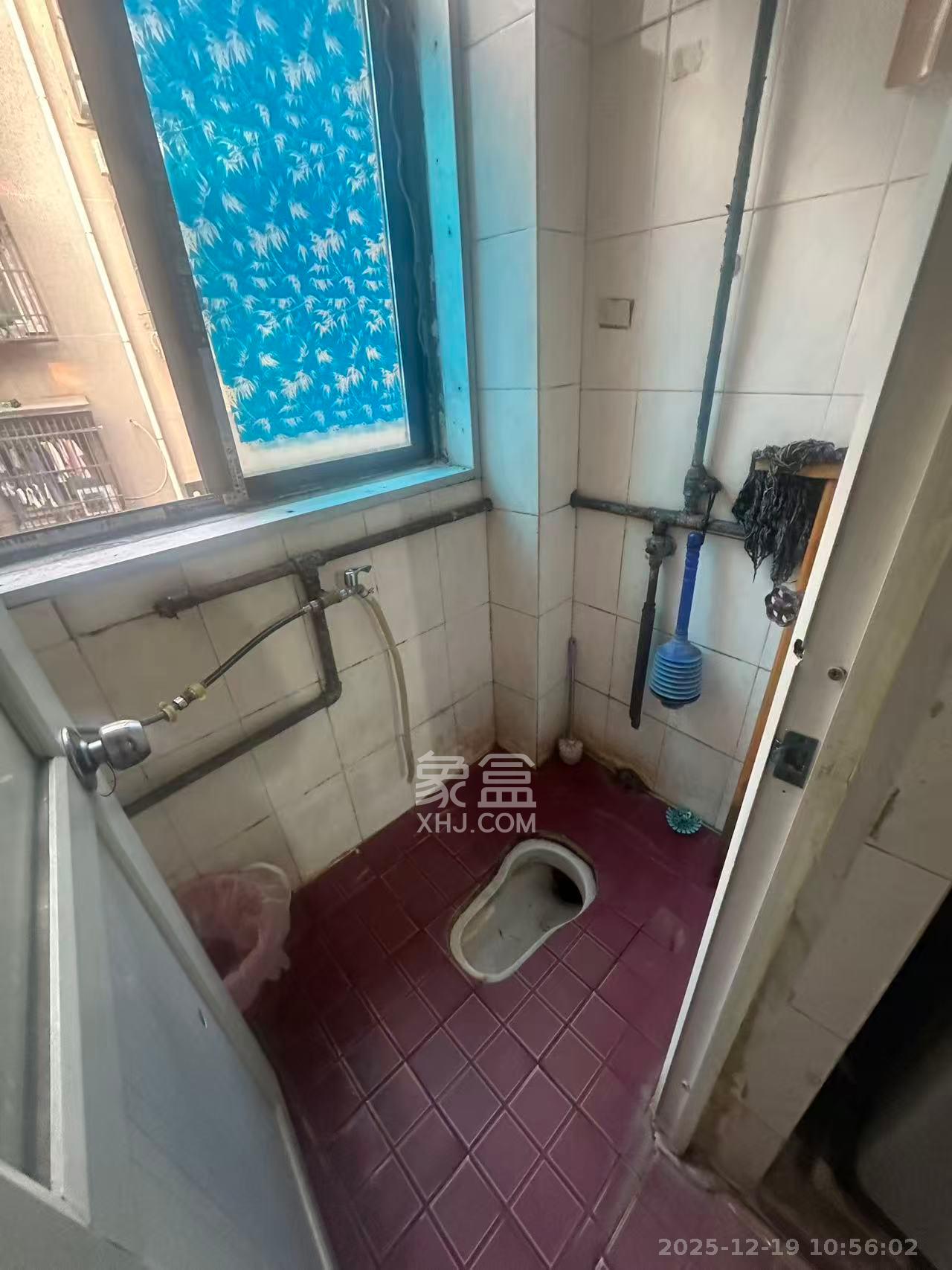 太平街散盘  2室1厅1卫    1800.0元/月