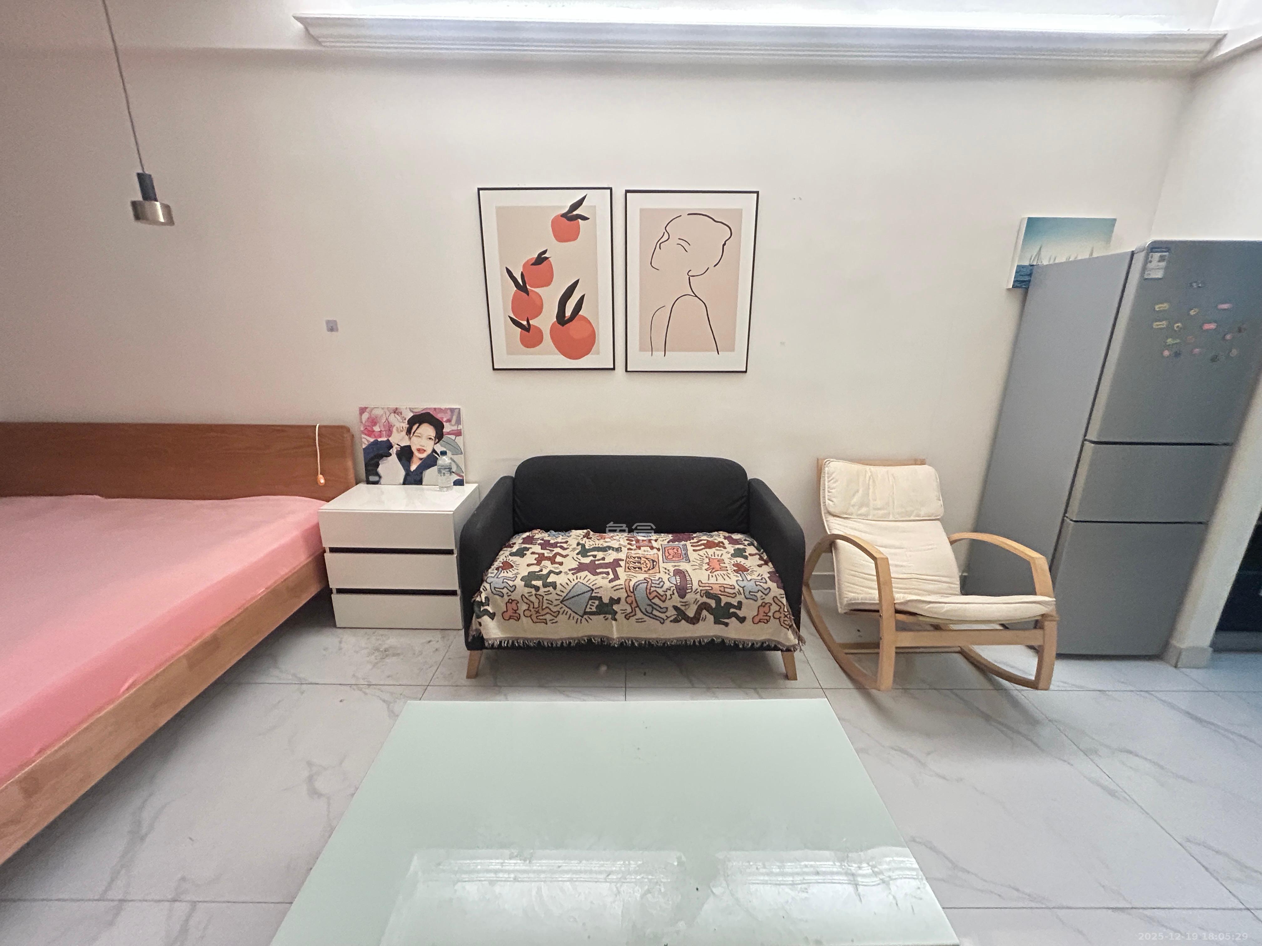 湘聚大厦  2室1厅1卫    1500.0元/月