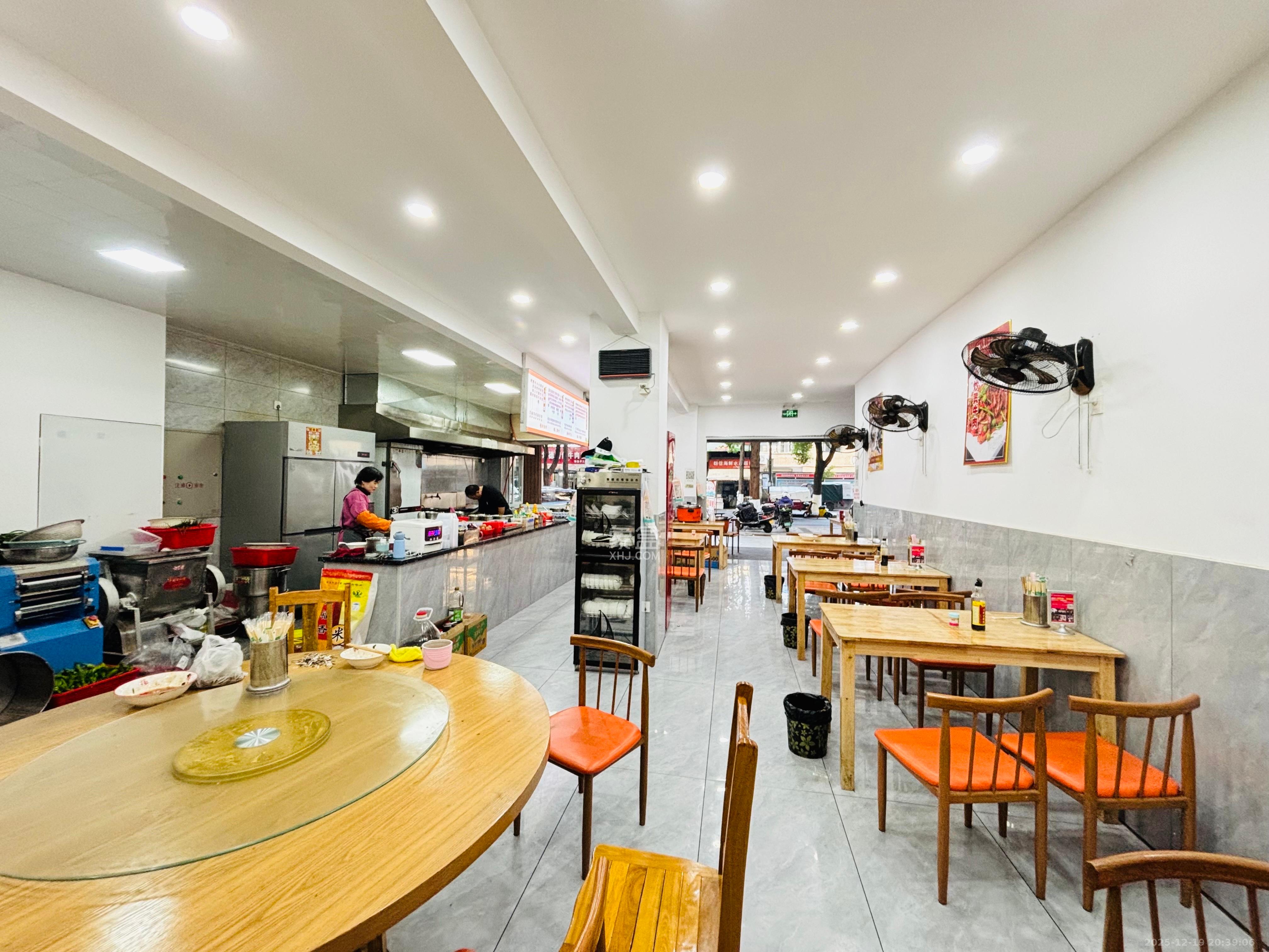 世嘉国际华城   129.0㎡      11800.0元/月室内图