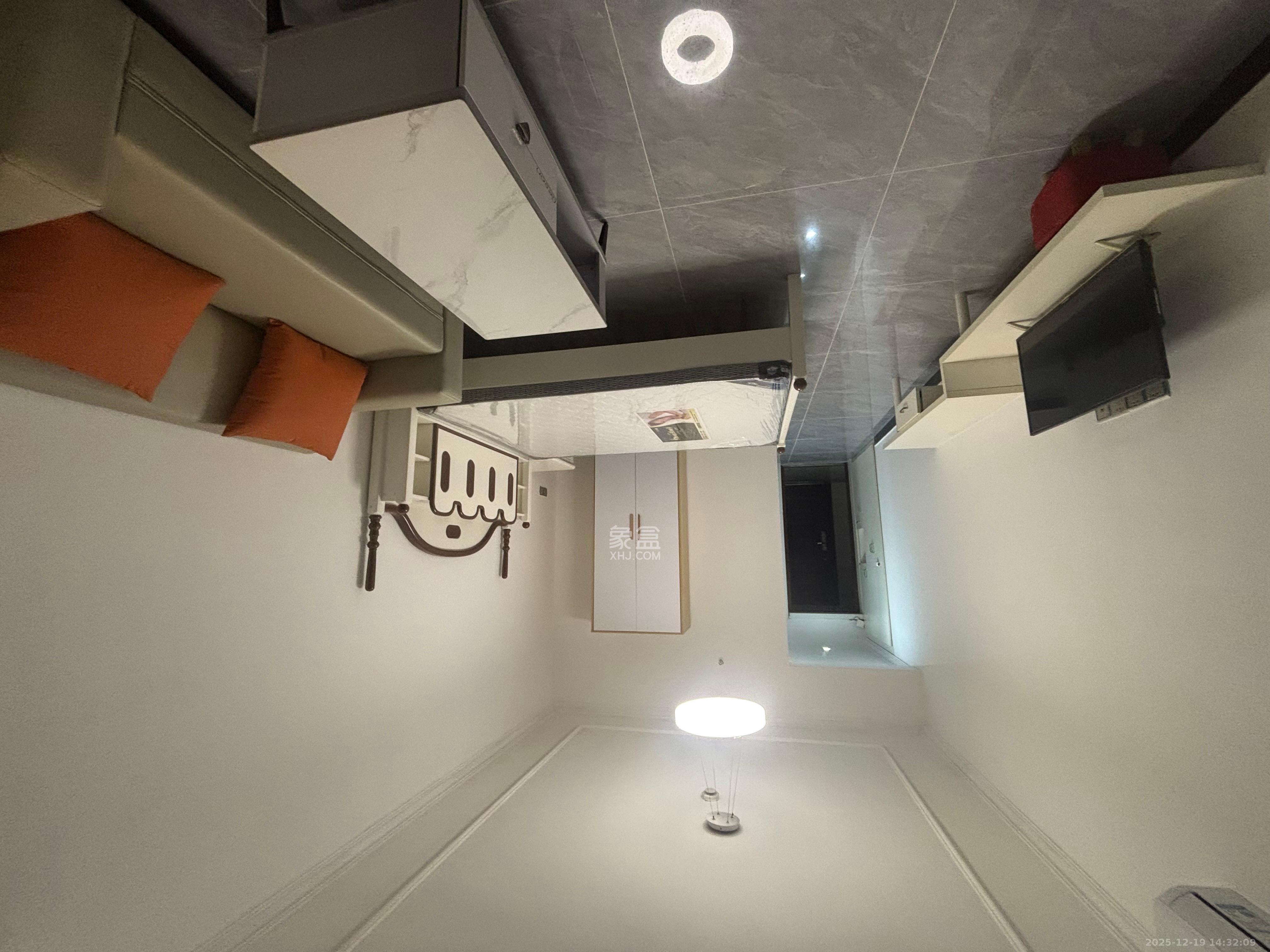 蓝湾国际广场  1室1厅1卫    1500.0元/月