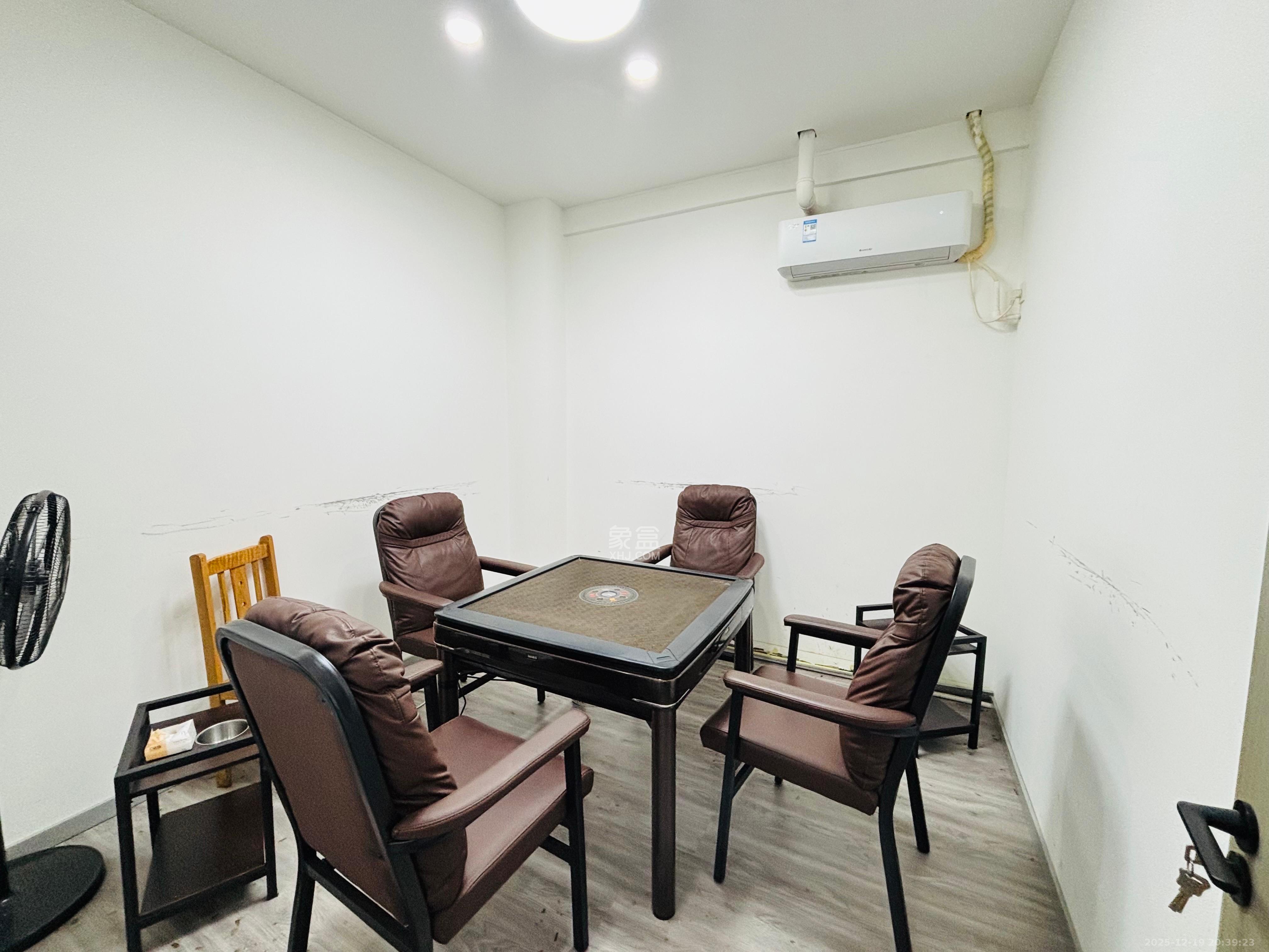 世嘉国际华城   129.0㎡      11800.0元/月室内图