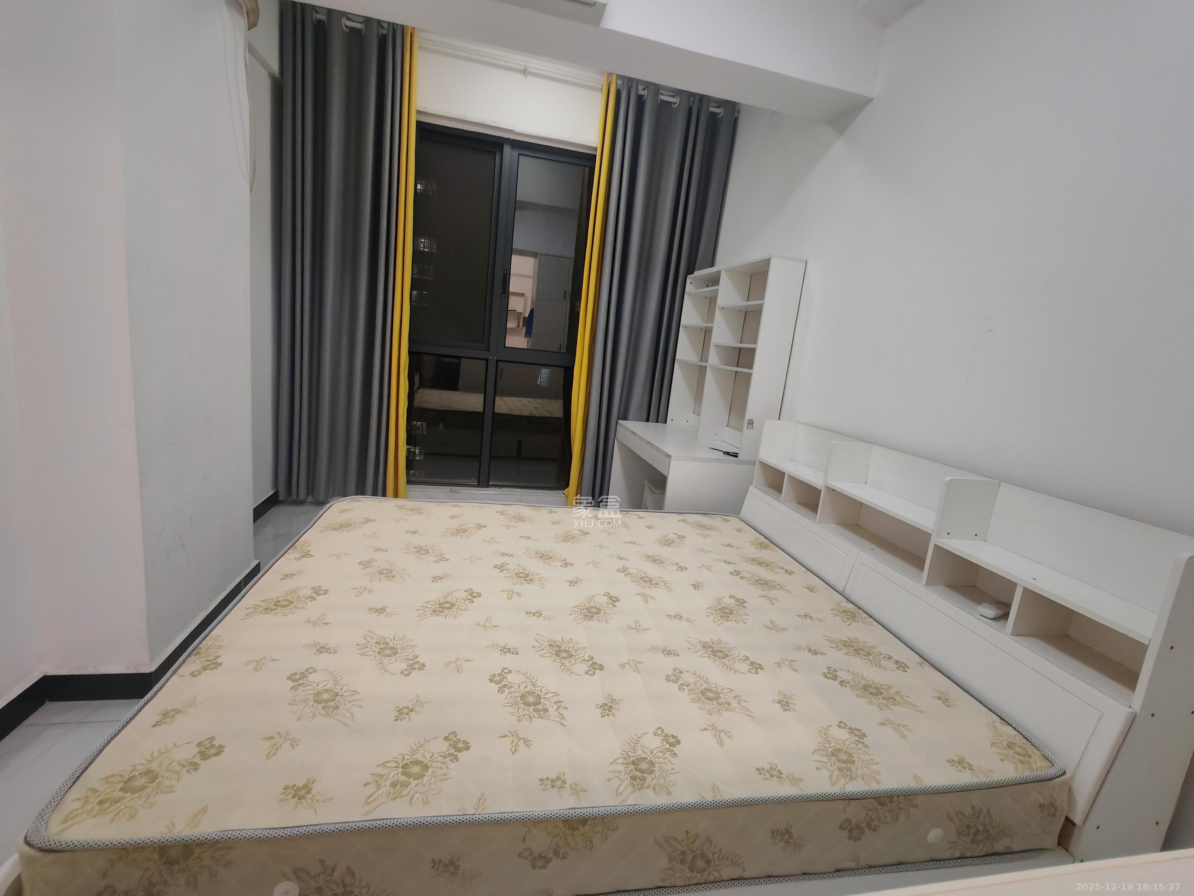 辉宏橄榄城  1室1厅1卫    1500.0元/月室内图