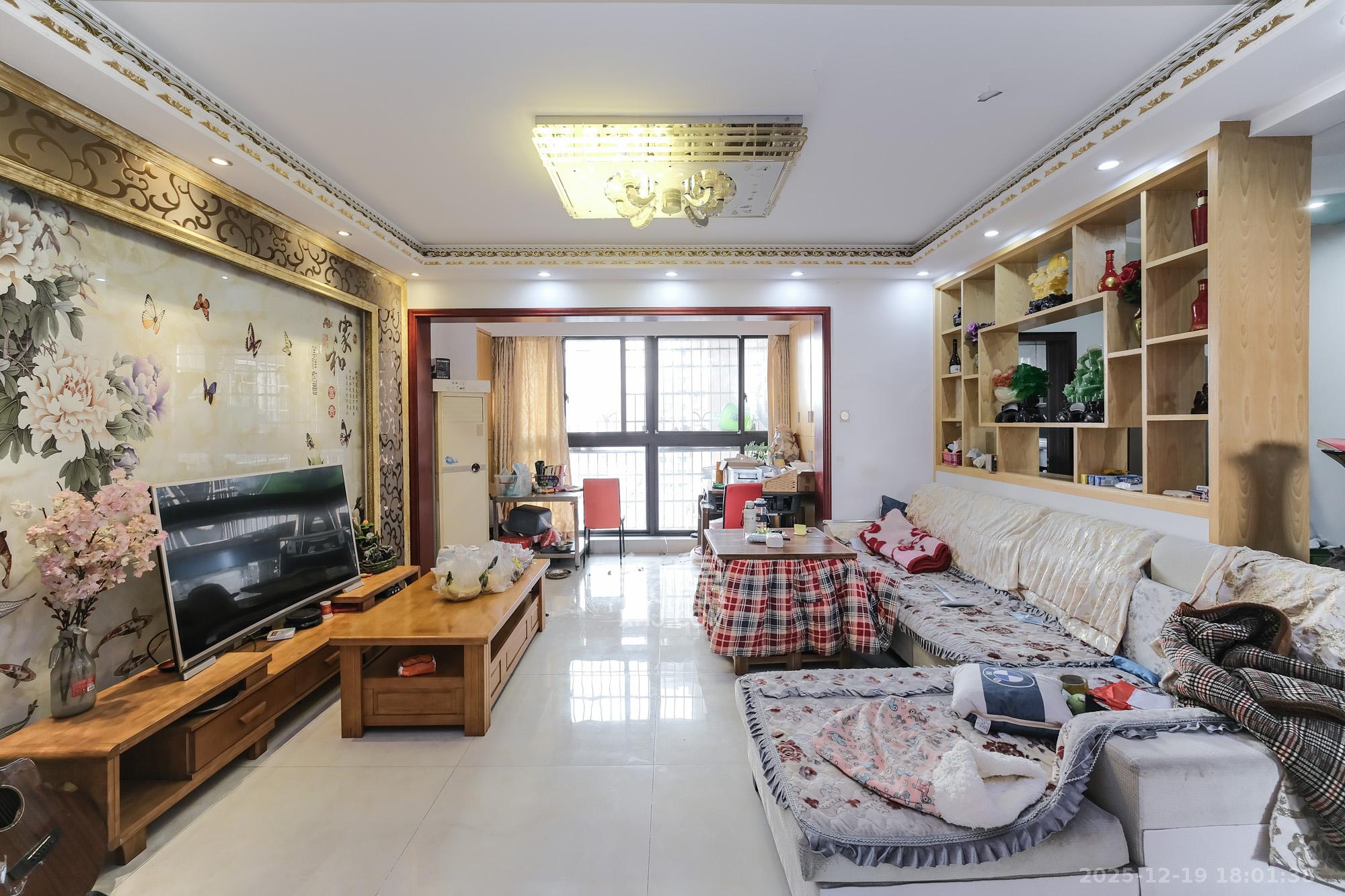 盛地春天里  2室2厅2卫    66.0万