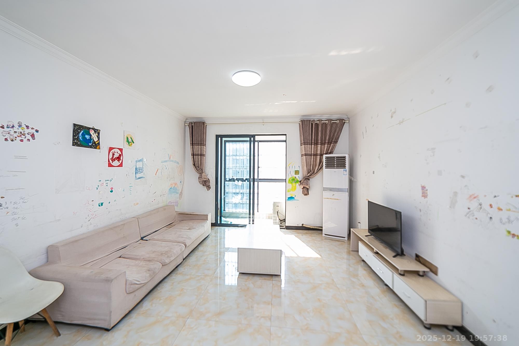 泰龙华府  3室2厅2卫    100.0万