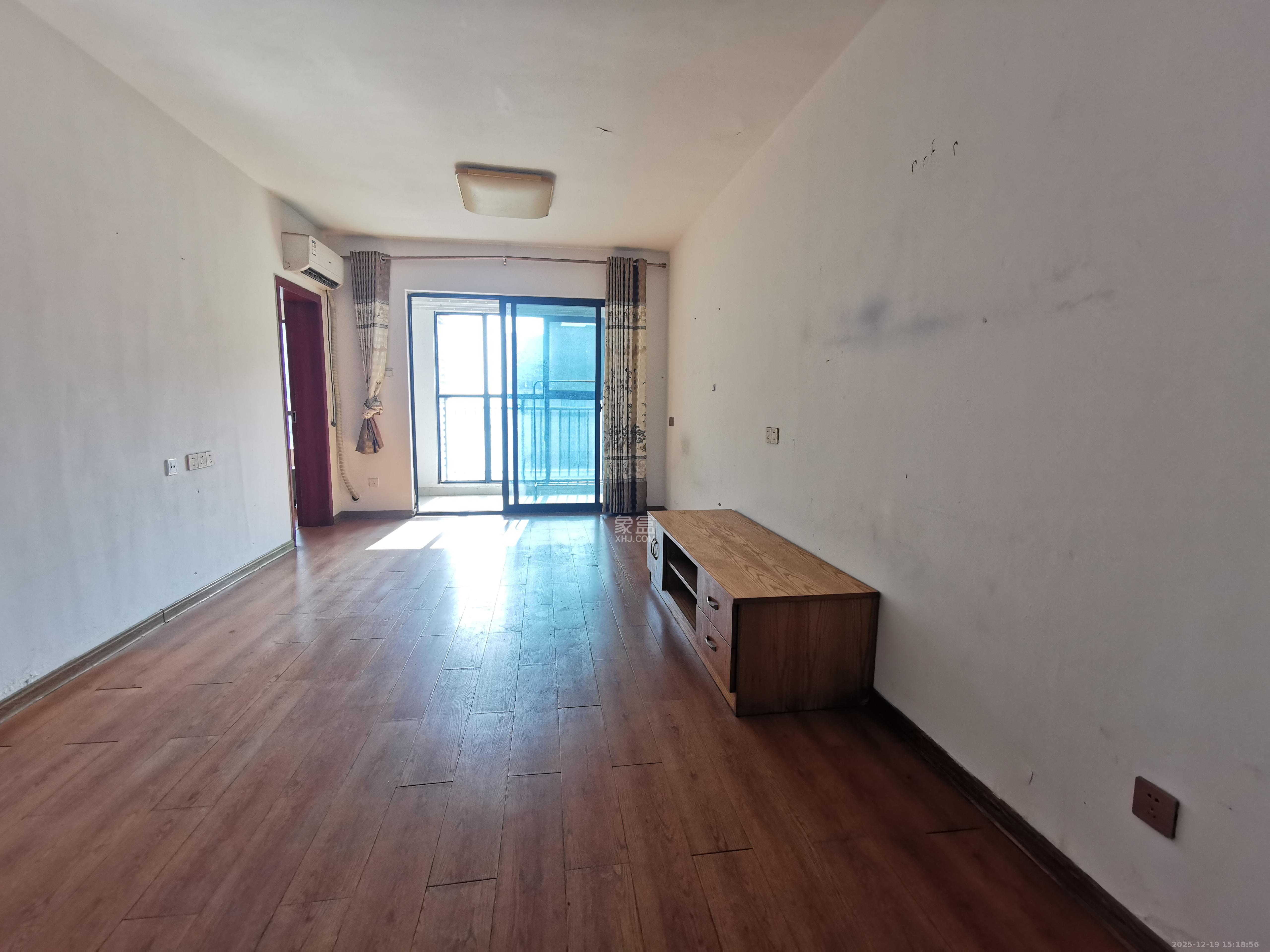 湘熙水郡（观澜海赋家园）  3室2厅1卫    2300.0元/月