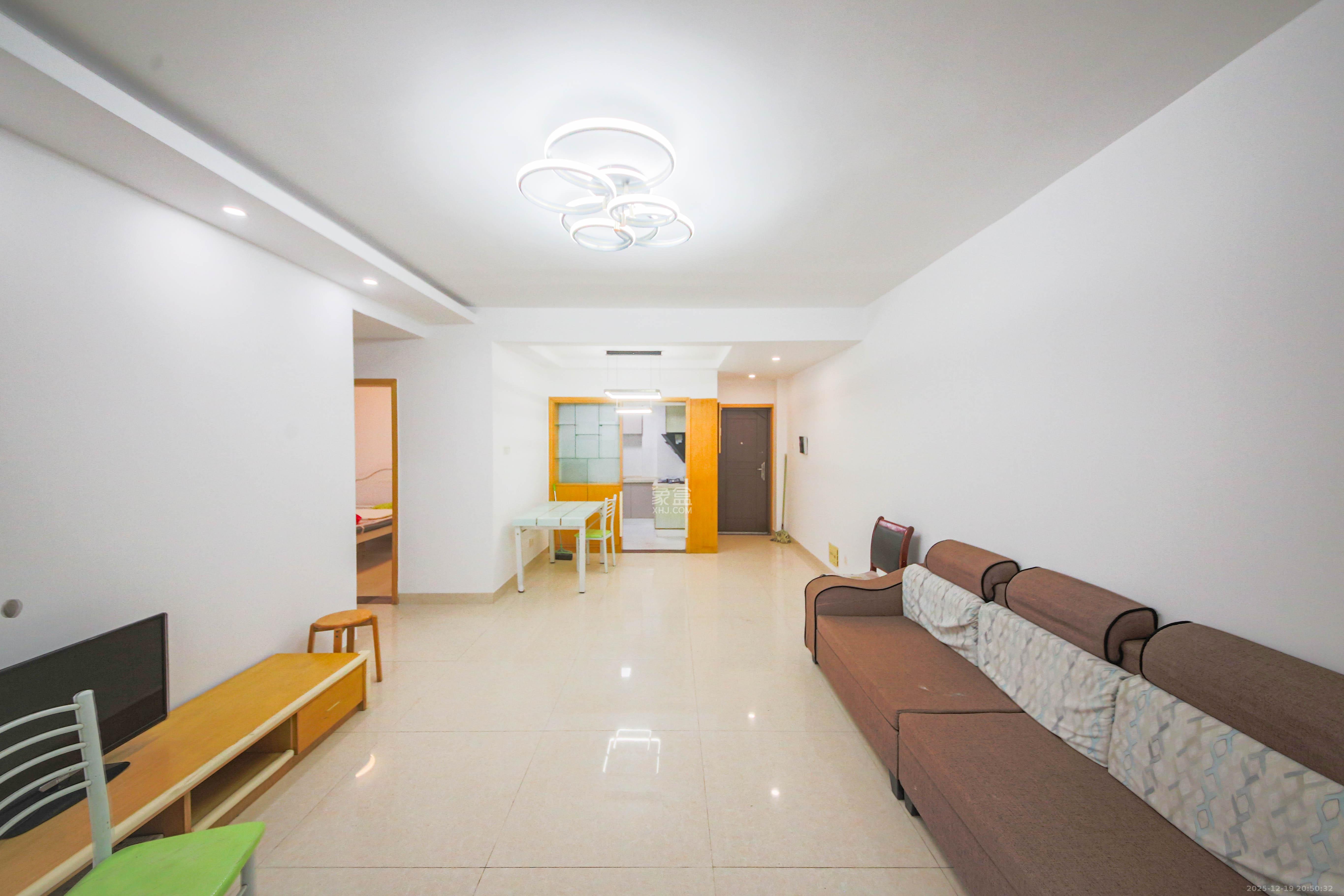 标志浪漫满屋（枫景公寓）  2室2厅1卫    80.0万