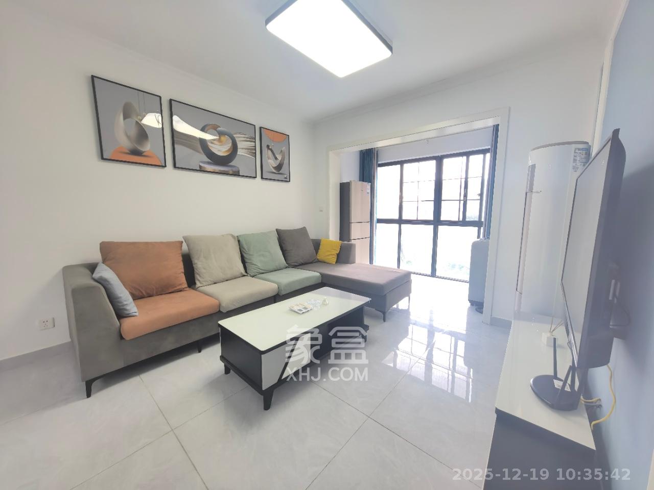 轻盐阳光CEO(轻盐雅苑)(轻奢时代)  2室1厅1卫    2100.0元/月