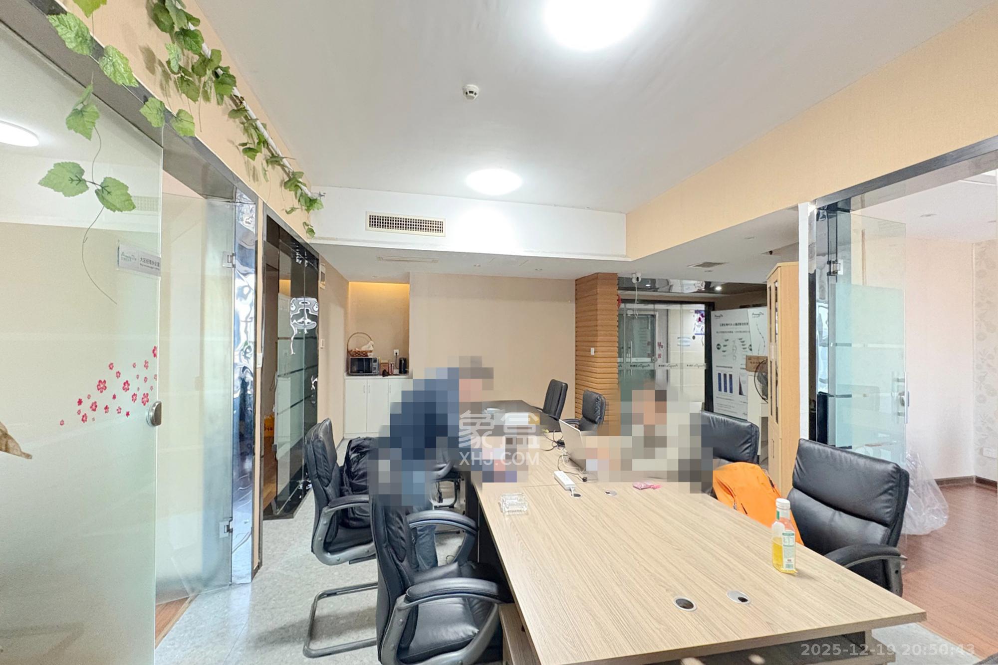 明城国际 1室1厅1卫 32.8万 明城国际 1室1厅1卫 32.8万客厅