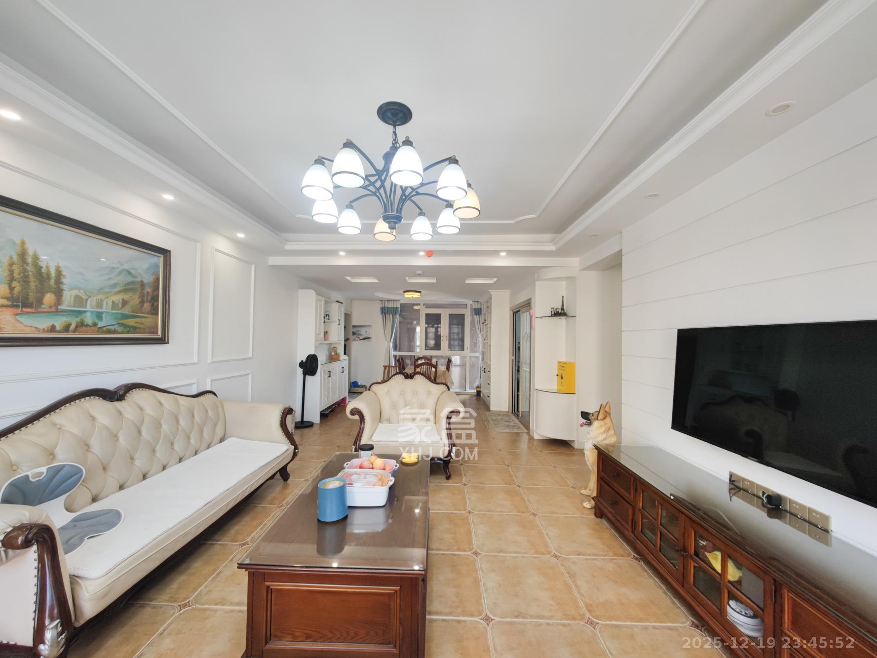 华盛世纪新城  4室2厅2卫    128.0万