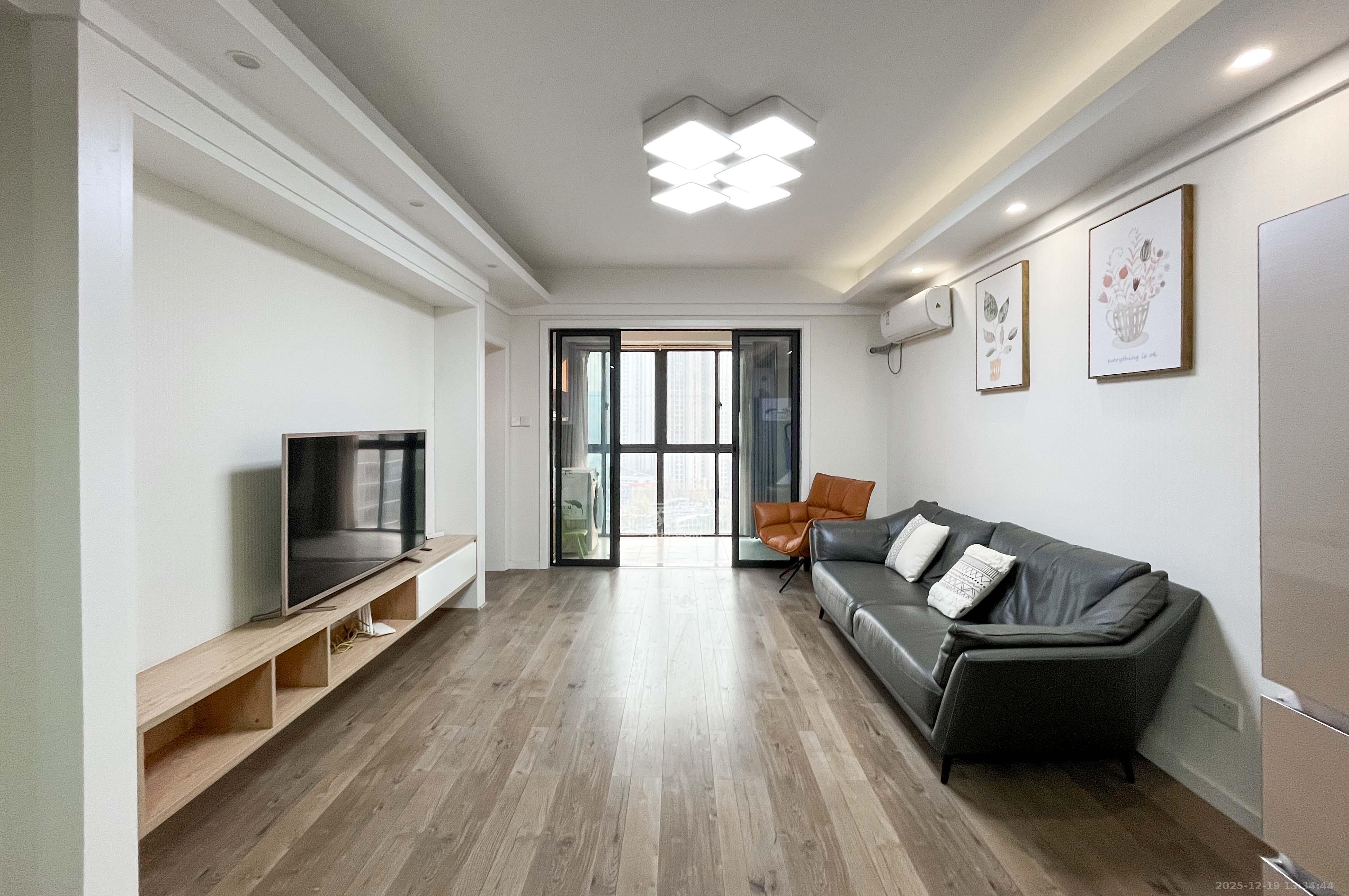 振业城二期  3室1厅1卫    147.0万