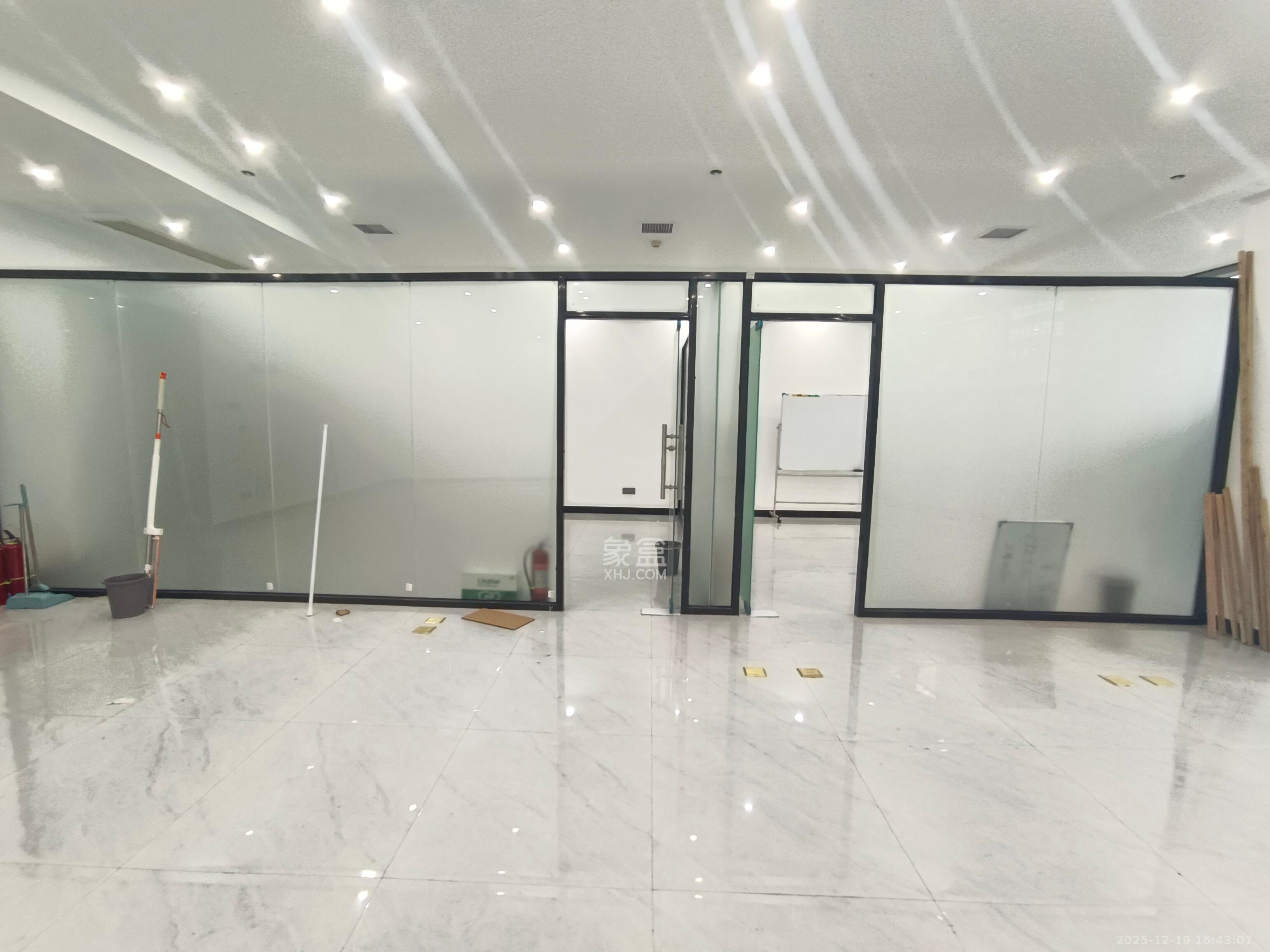 德思勤城市广场（宝格丽公寓）   168.0㎡      5600.0元/月室内图