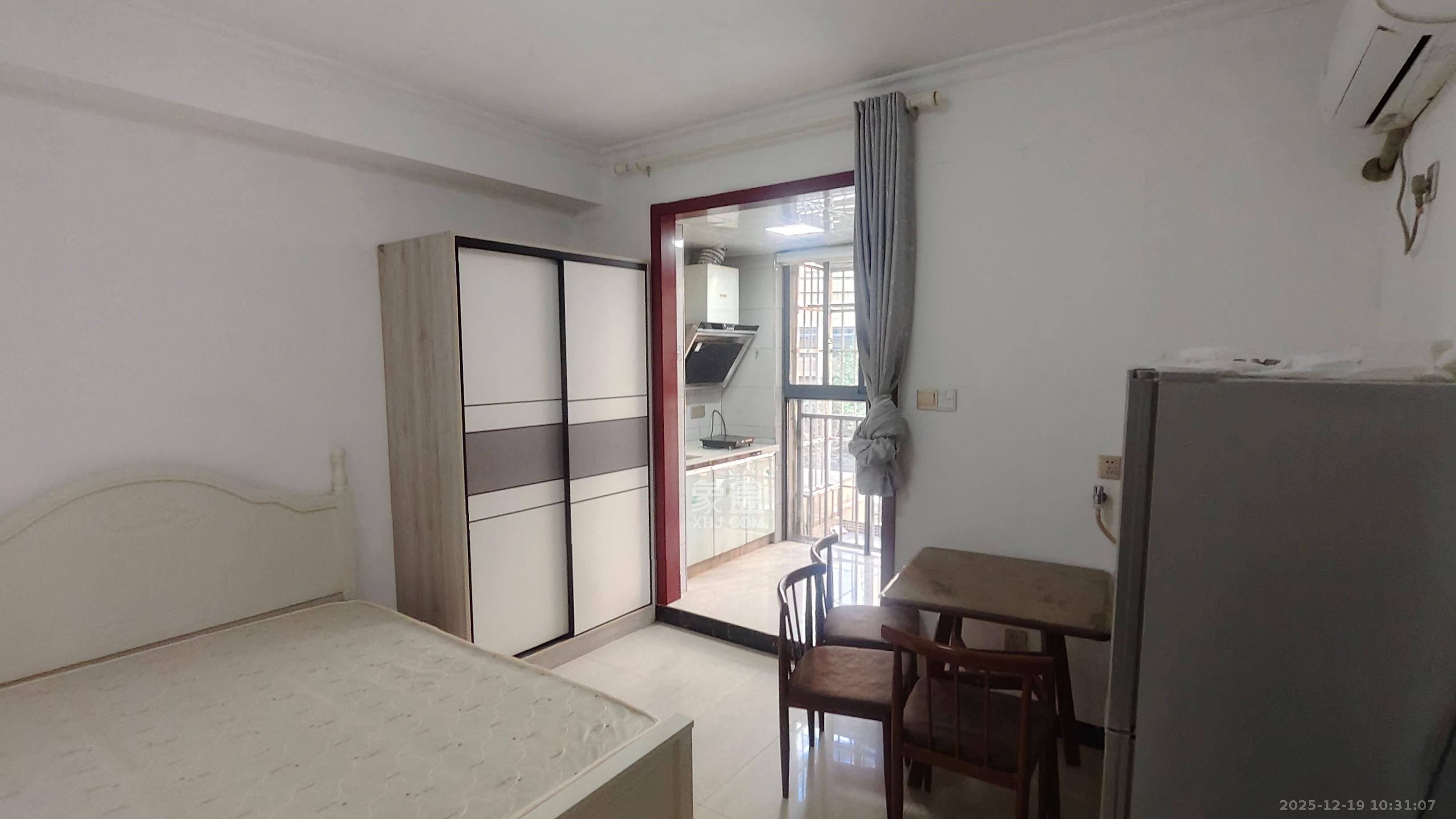 嘉顺苑  1室1厅1卫    1100.0元/月