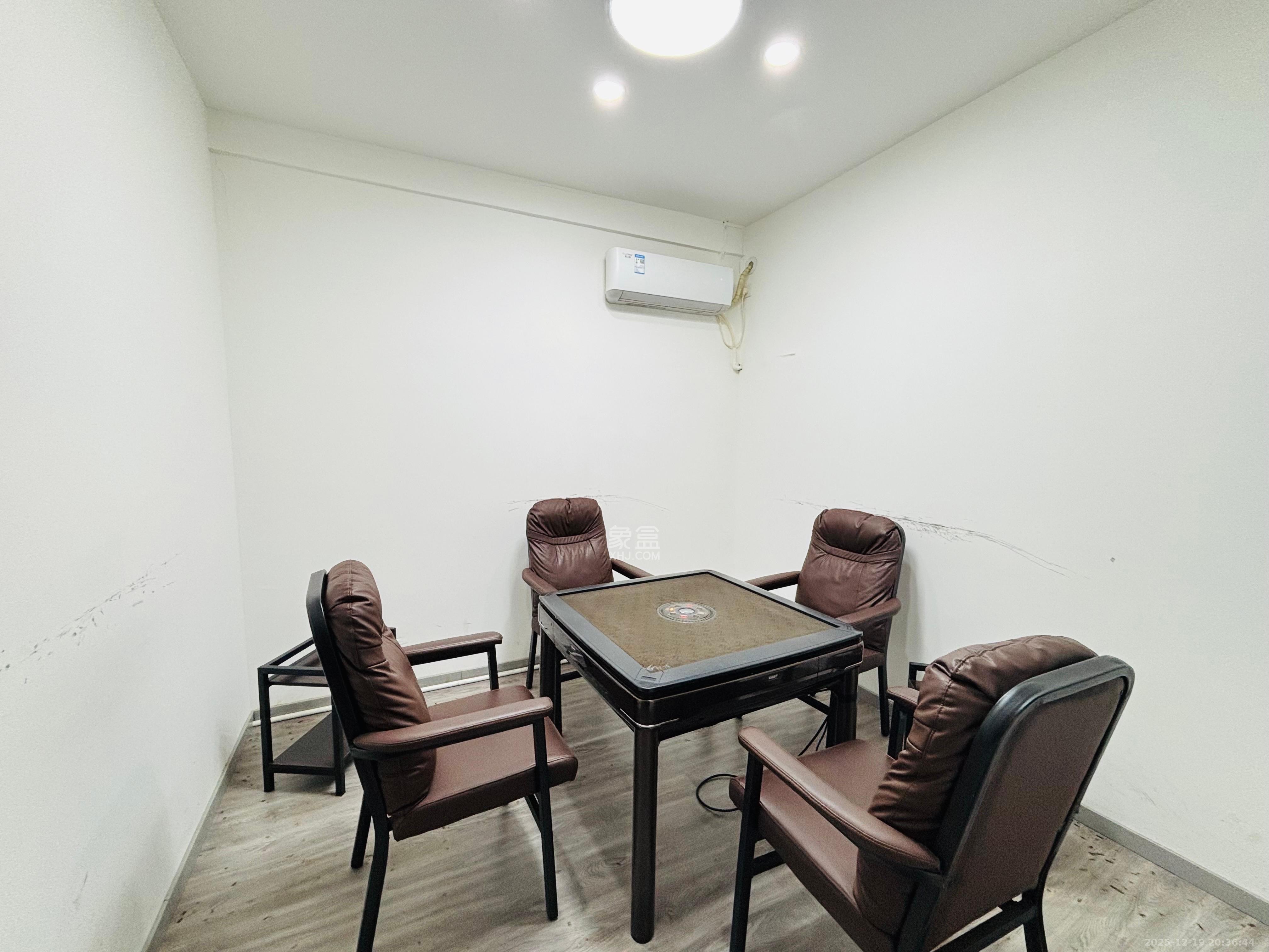 世嘉国际华城   129.0㎡      11800.0元/月室内图