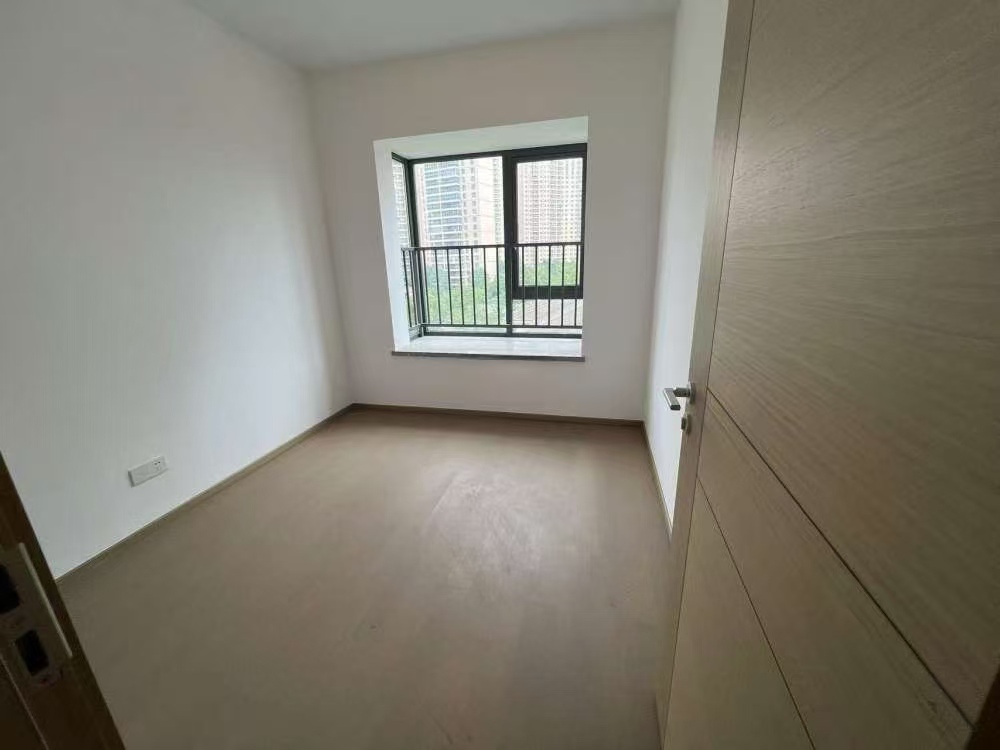 晋合湘水湾七期 4室2厅2卫 100.0万 晋合湘水湾七期 4室2厅2卫 100.0万室内图