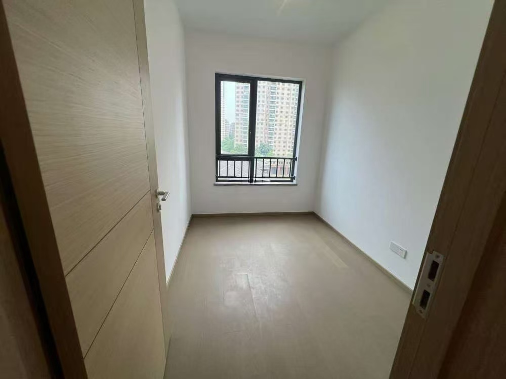 晋合湘水湾七期 4室2厅2卫 100.0万 晋合湘水湾七期 4室2厅2卫 100.0万室内图