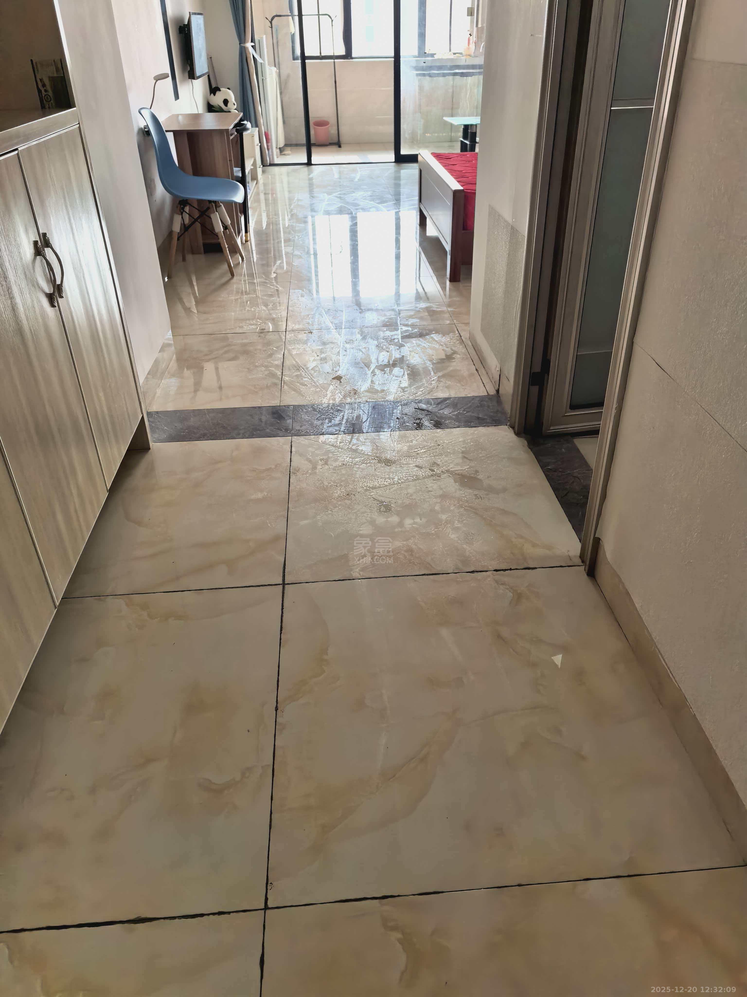 龙腾国际  1室0厅0卫    1200.0元/月