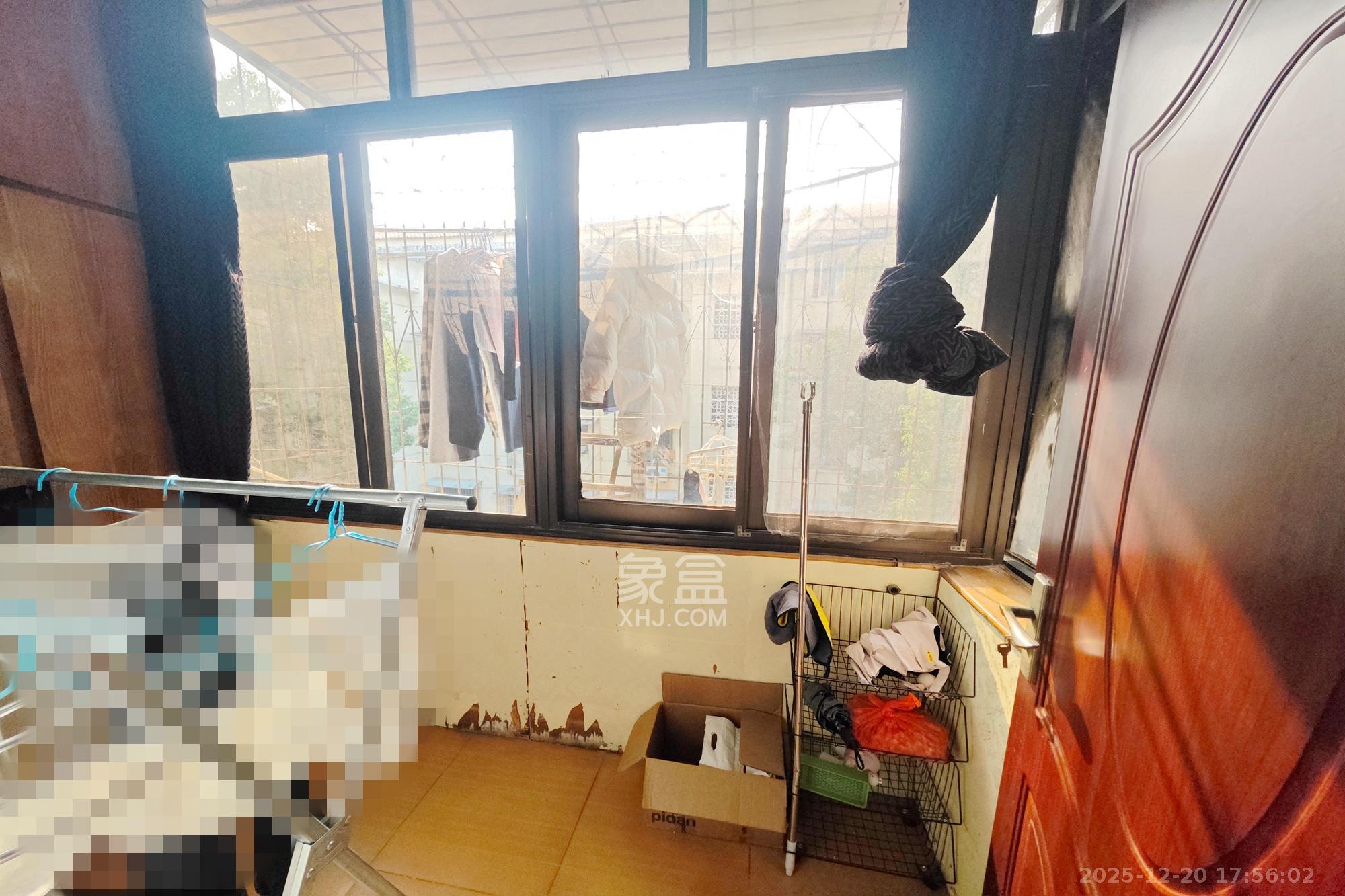 阿弥岭一二片 2室1厅1卫 30.0万 阿弥岭一二片 2室1厅1卫 30.0万阳台