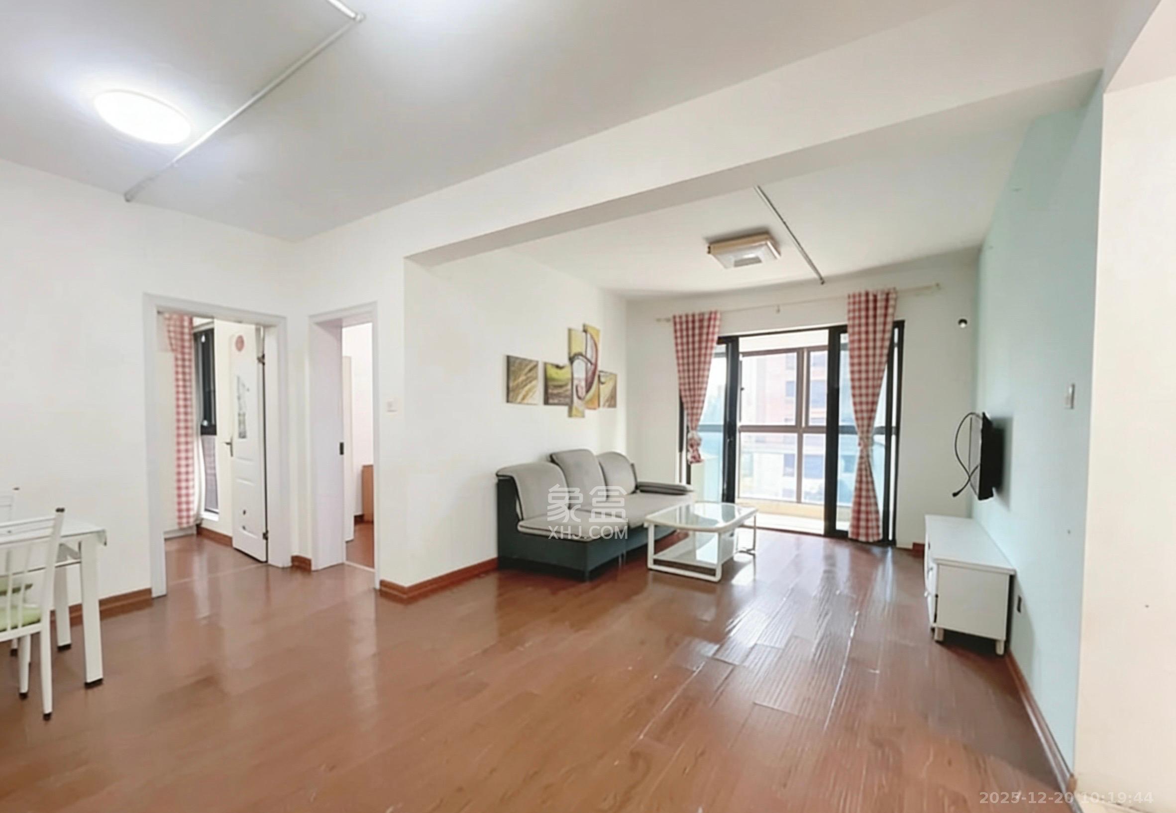 中冶中央公园  3室2厅1卫    2400.0元/月