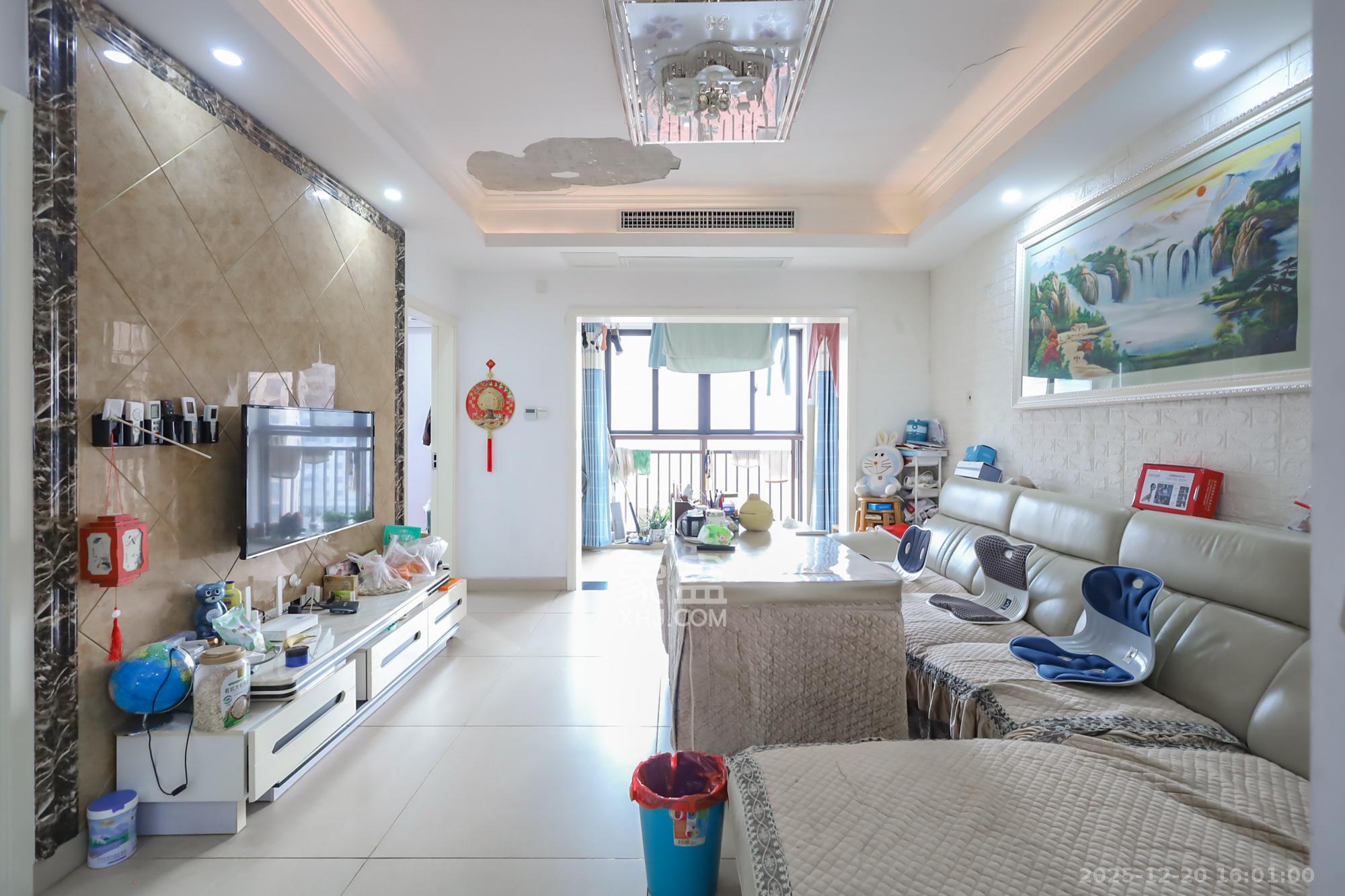 世茂铂翠湾二期  3室2厅1卫    138.0万