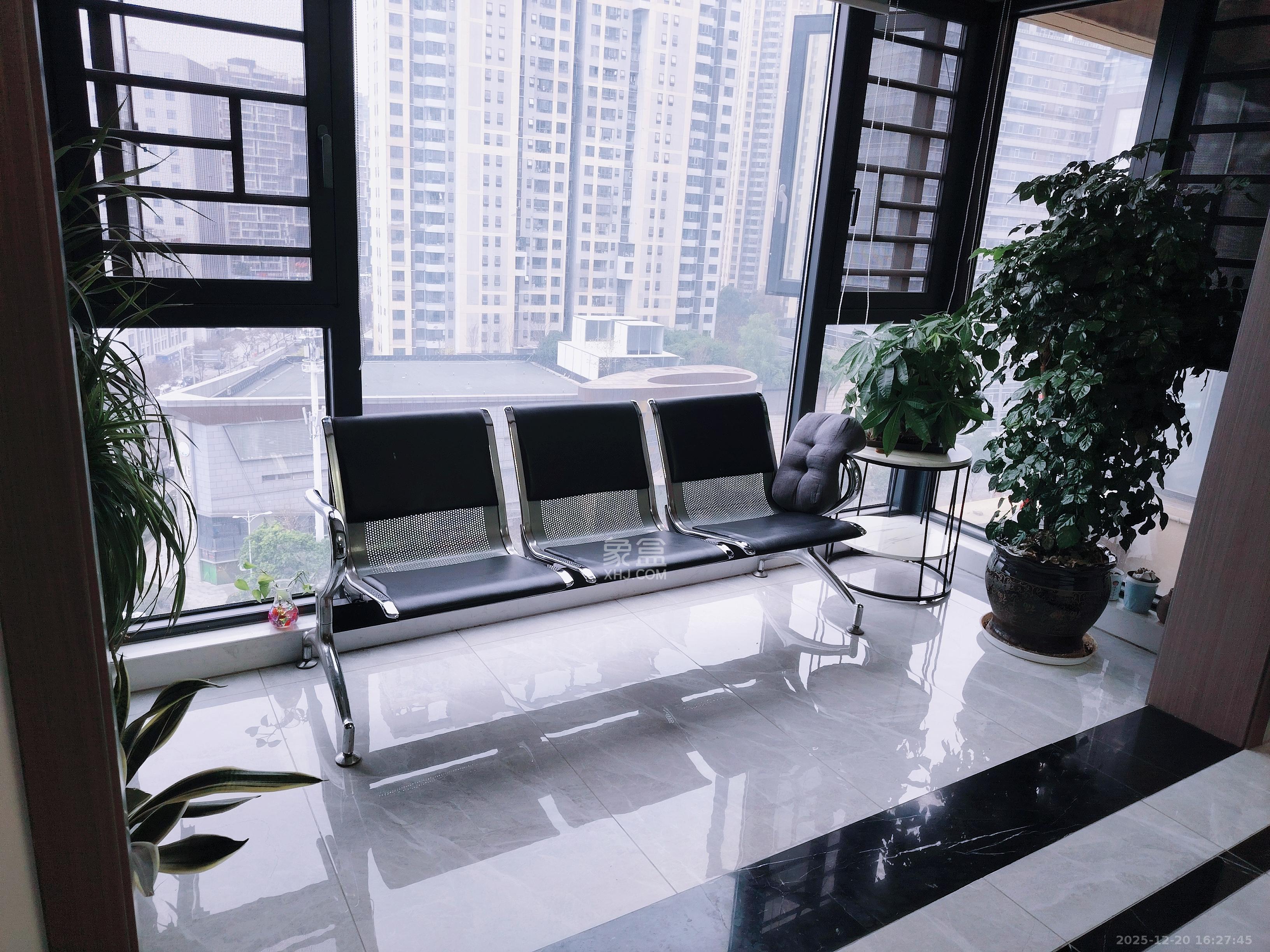 北辰三角洲C3区  3室1厅1卫    3200.0元/月室内图